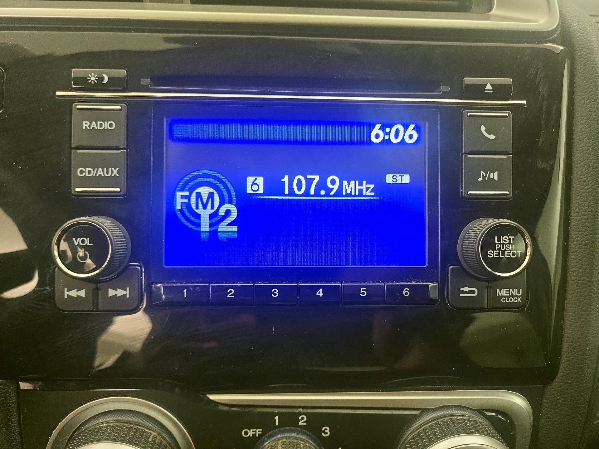 Thumbnail: 2016 Honda Fit - 15
