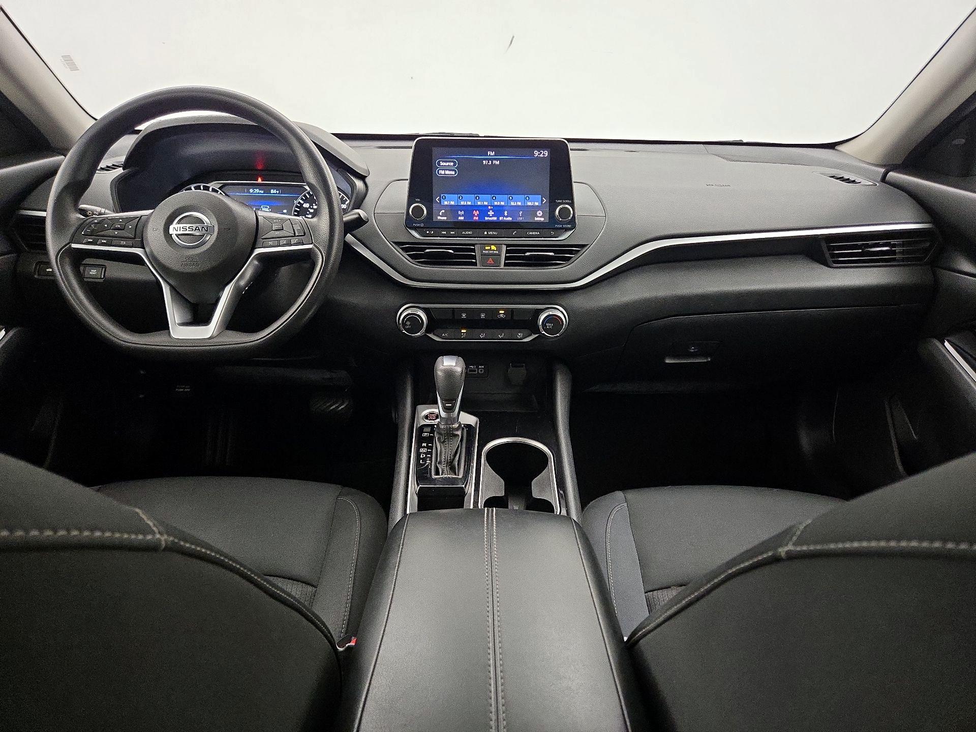 Thumbnail: 2021 Nissan Altima - 9