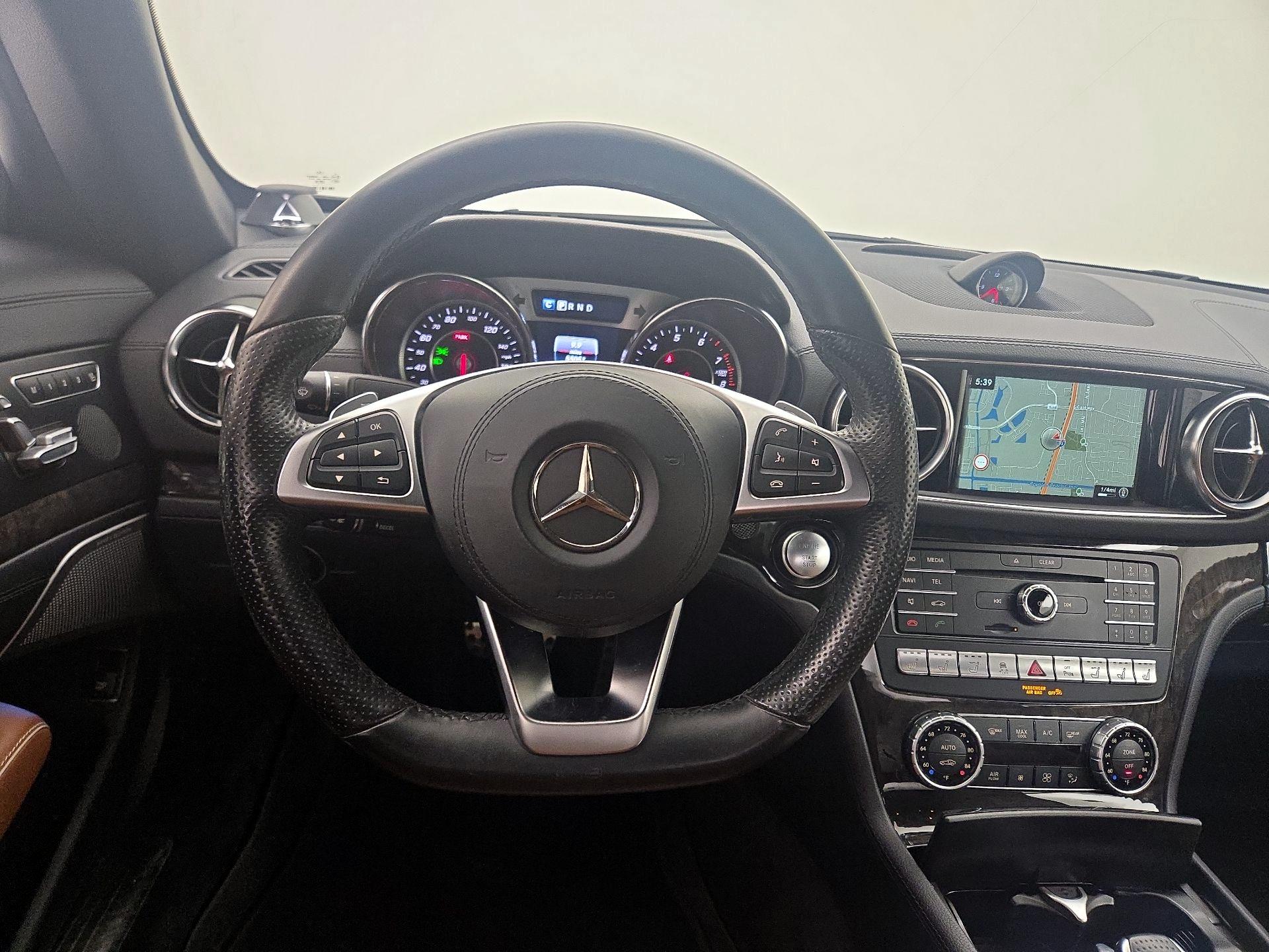 Thumbnail: 2017 Mercedes-Benz SL-Class - 10