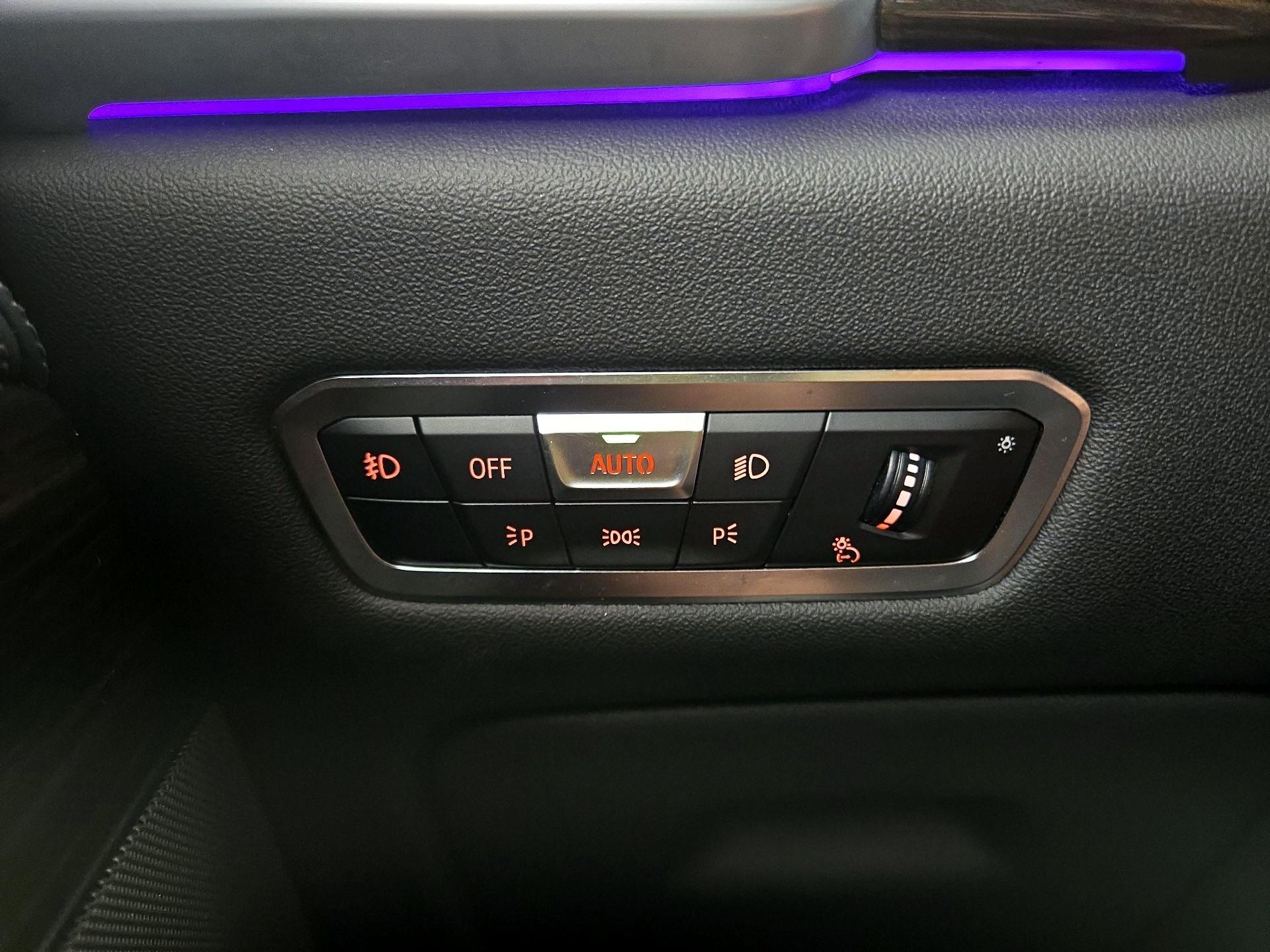 Thumbnail: 2020 BMW X5 - 13