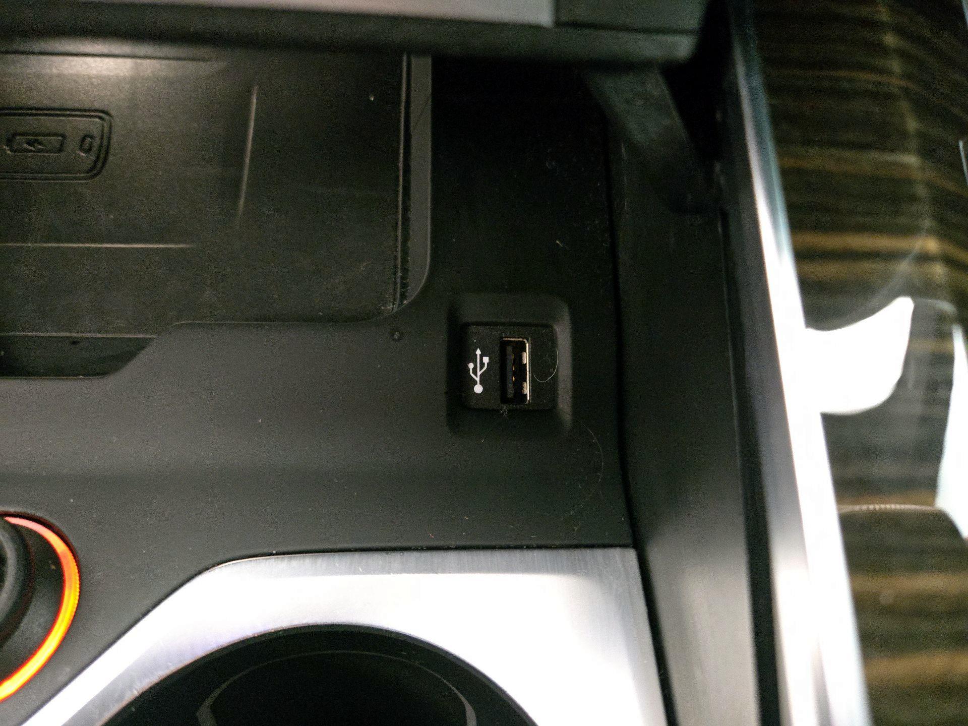 Thumbnail: 2020 BMW X5 - 19