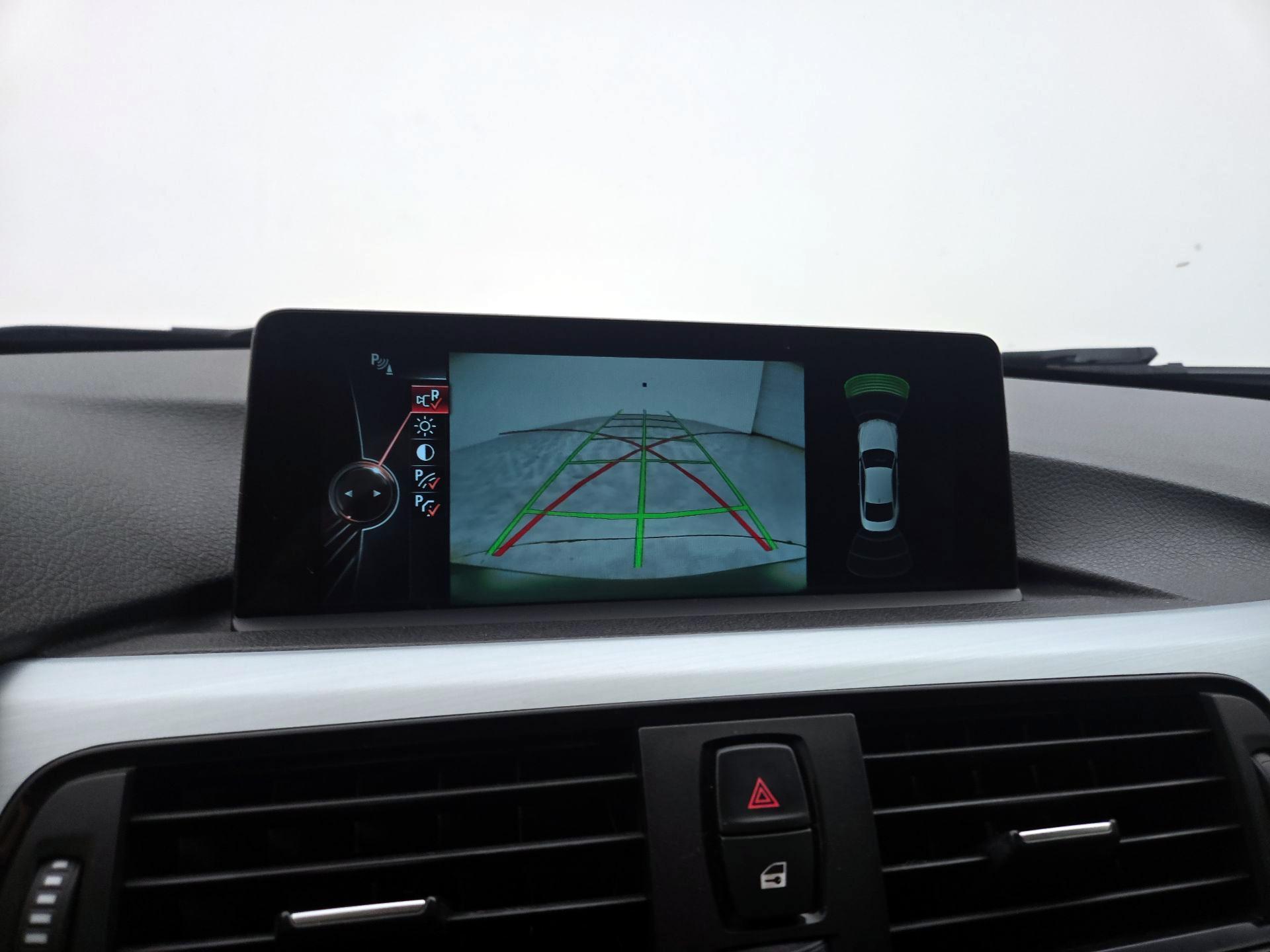 Thumbnail: 2016 BMW 4 Series - 15