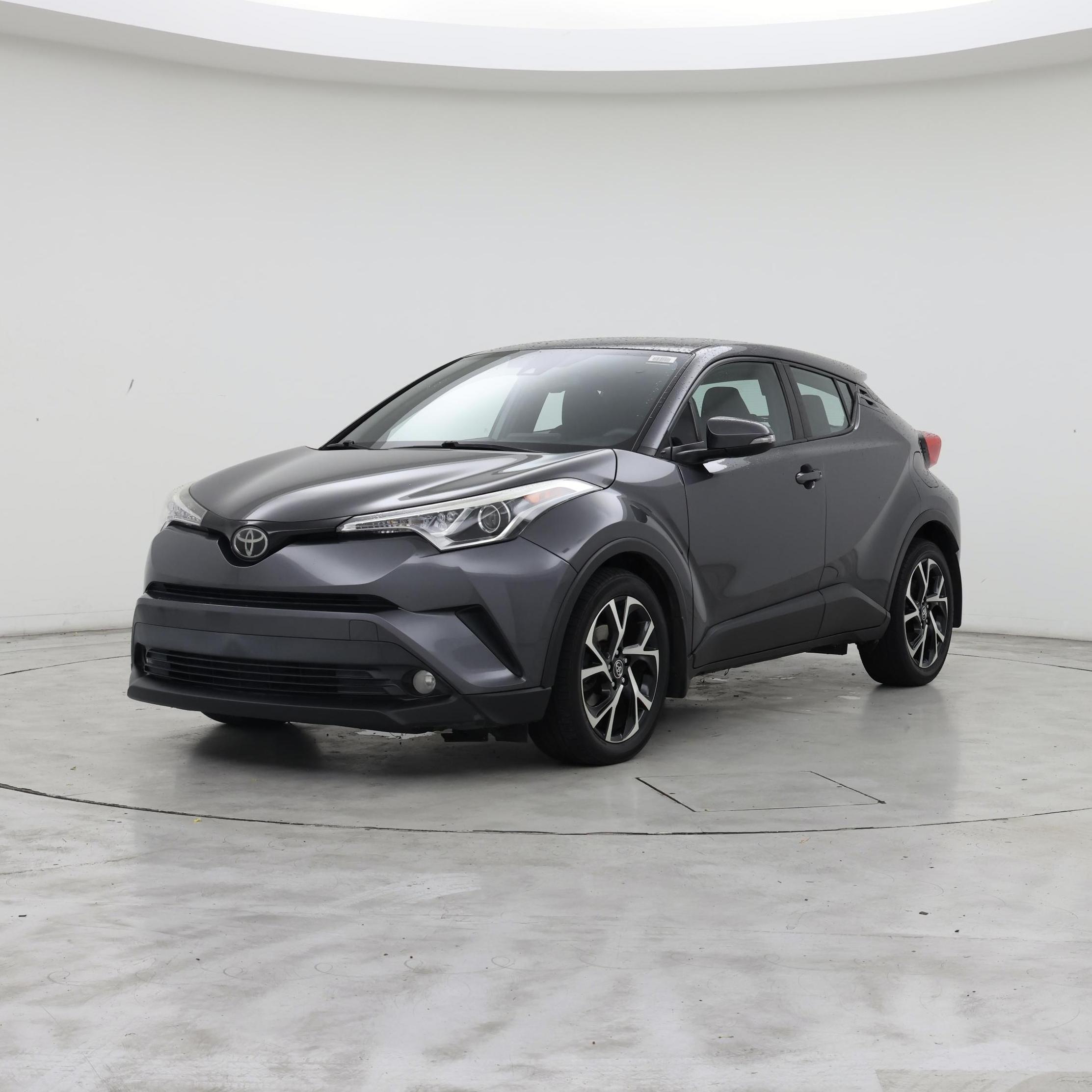 Thumbnail: 2018 Toyota C-HR - 4