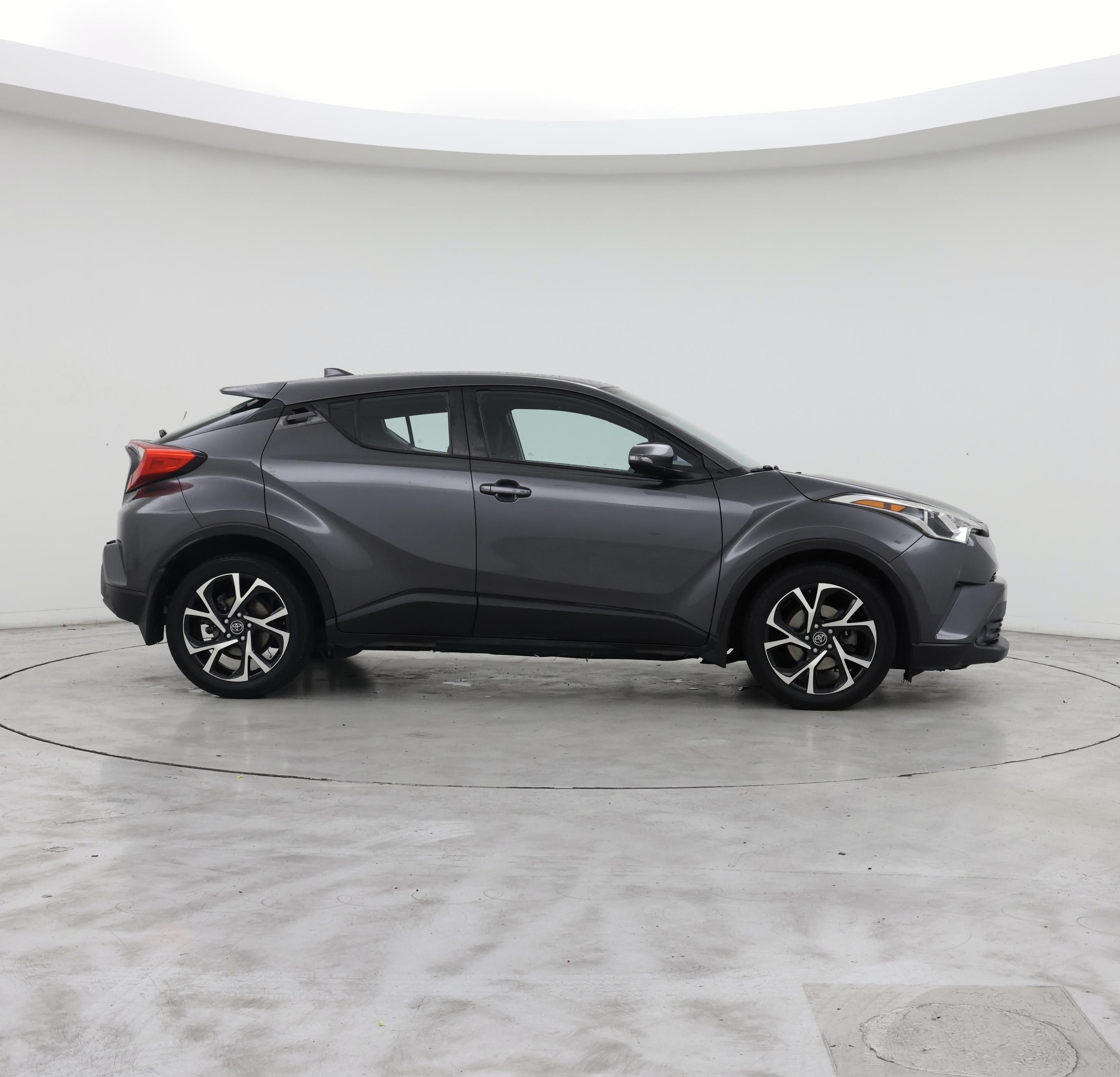 Thumbnail: 2018 Toyota C-HR - 7