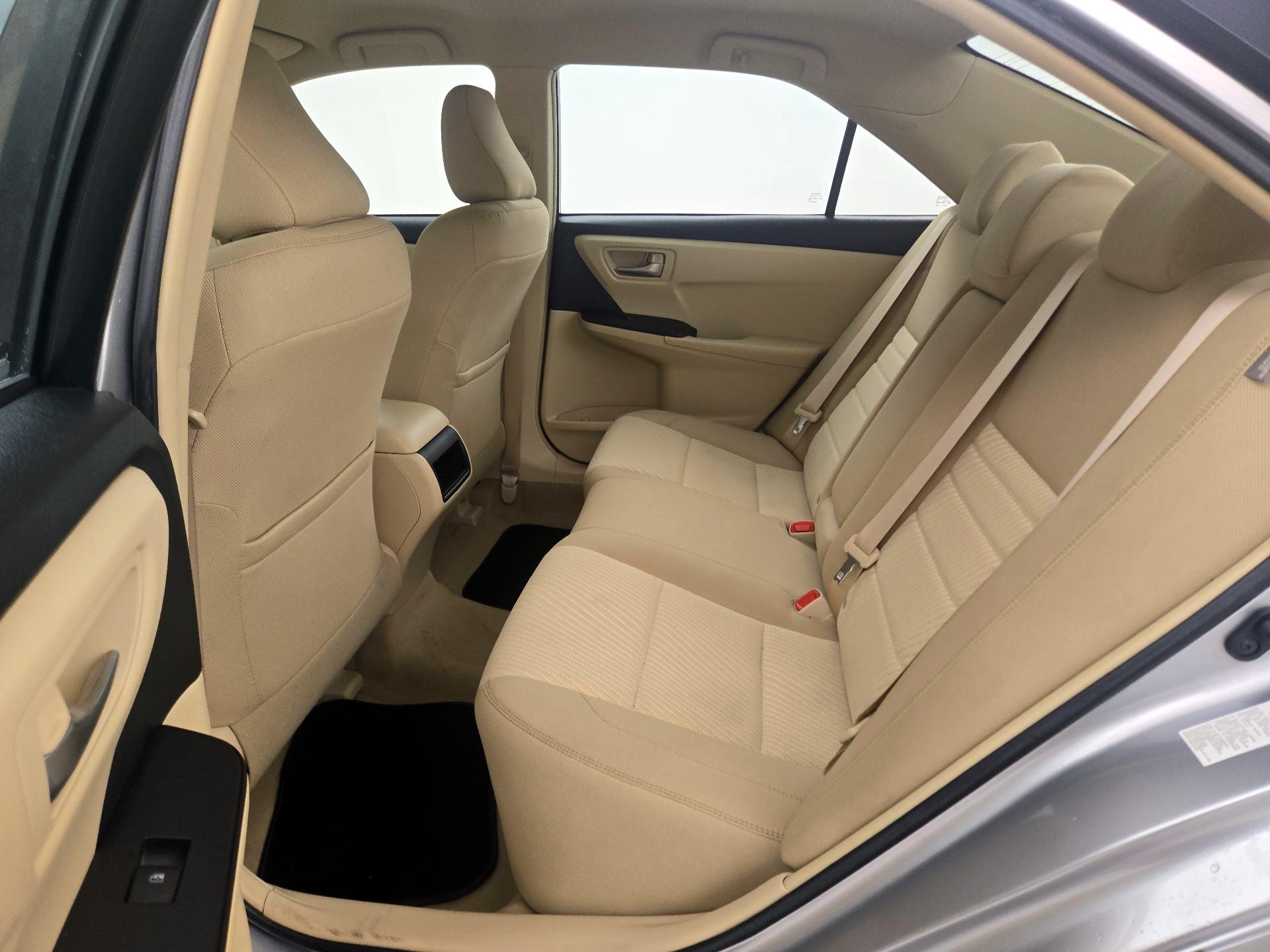 Thumbnail: 2016 Toyota Camry - 19