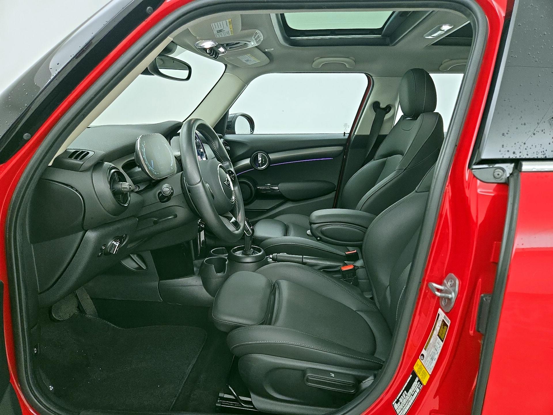 Thumbnail: 2023 MINI Cooper Hardtop - 11