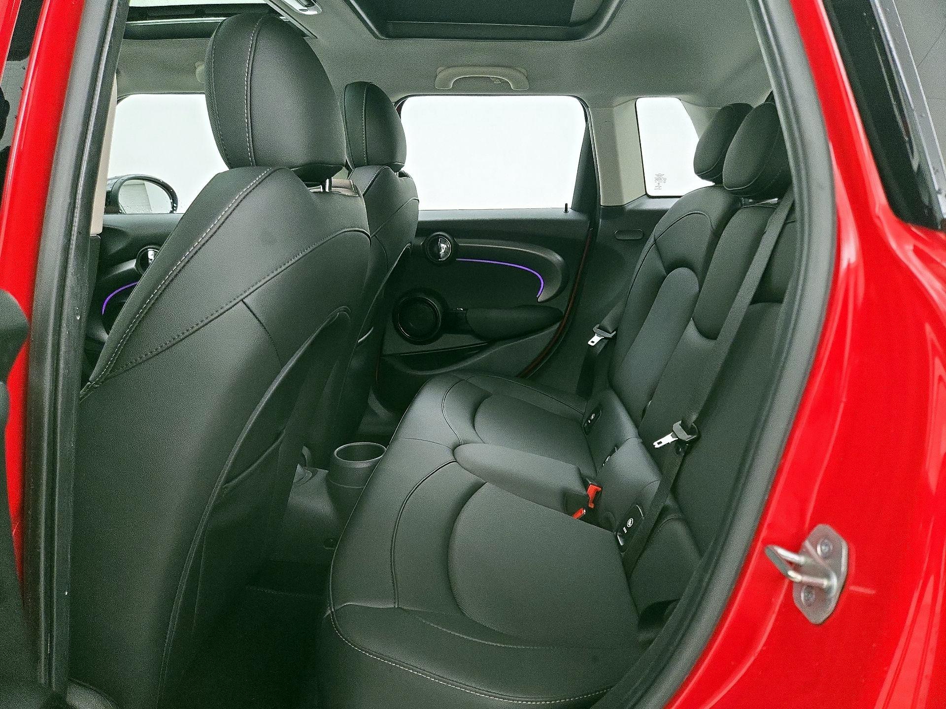 Thumbnail: 2023 MINI Cooper Hardtop - 20