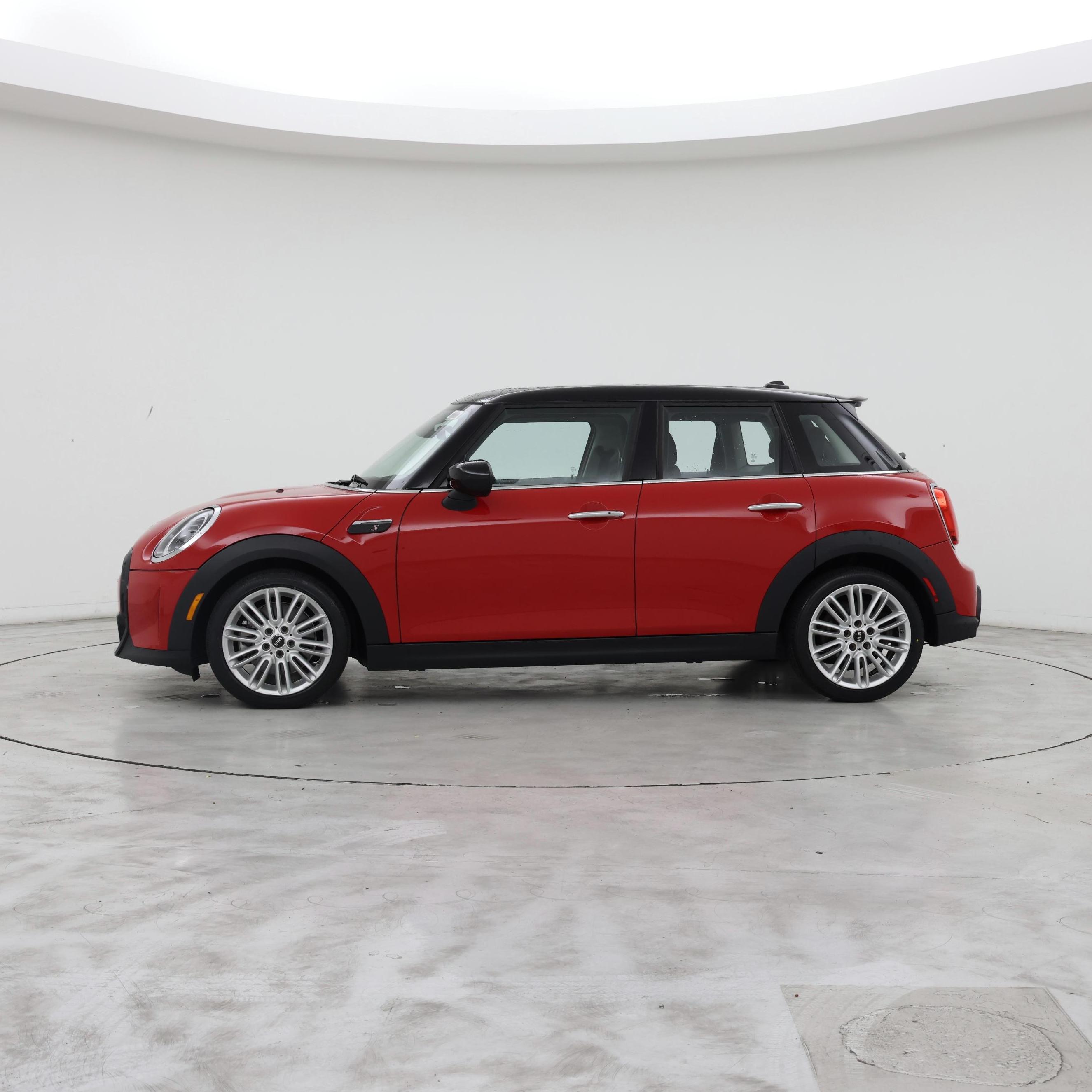 Thumbnail: 2023 MINI Cooper Hardtop - 3