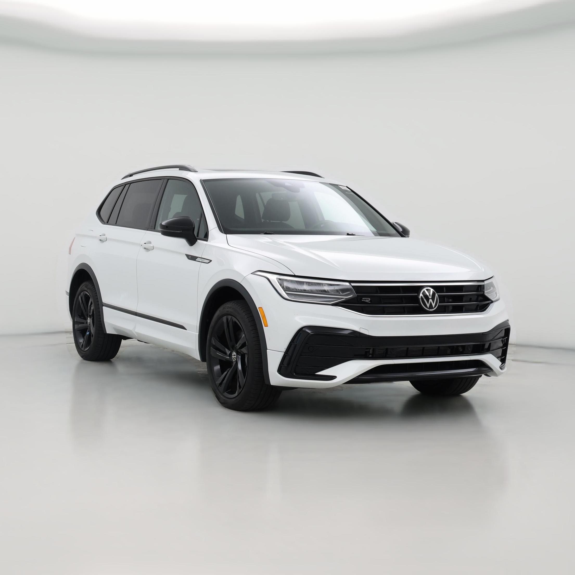 Thumbnail: 2023 Volkswagen Tiguan - 1