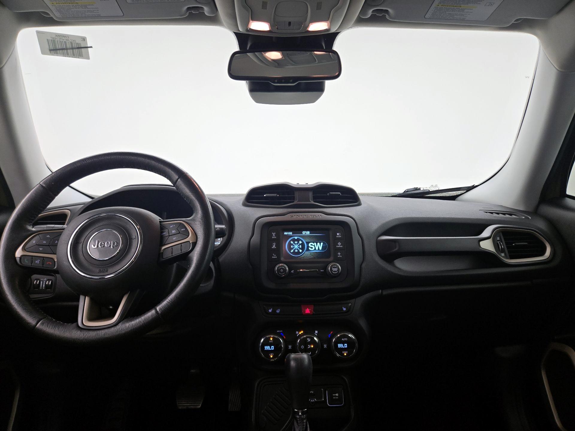 Thumbnail: 2015 Jeep Renegade - 9