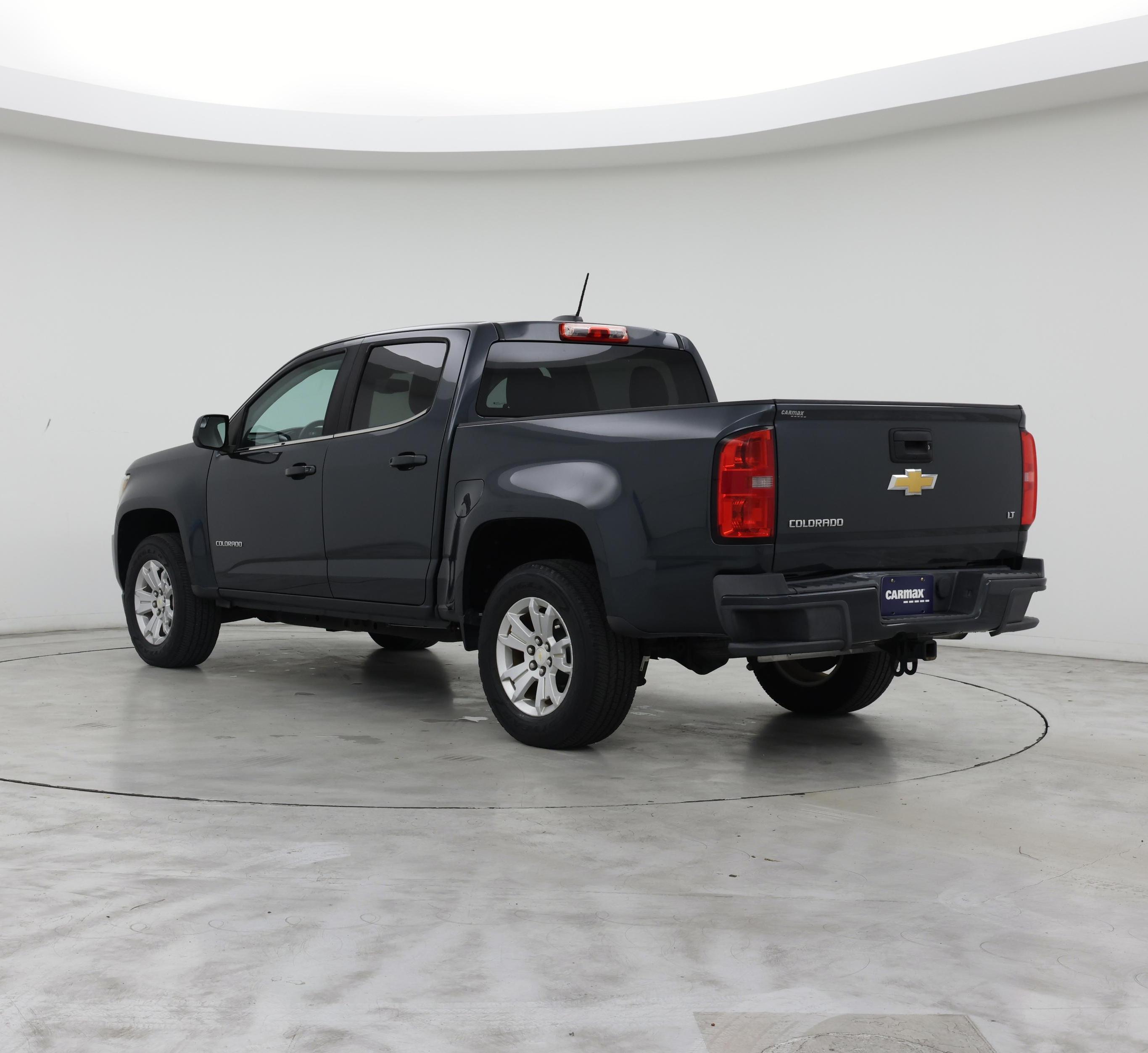 Thumbnail: 2017 Chevrolet Colorado - 2