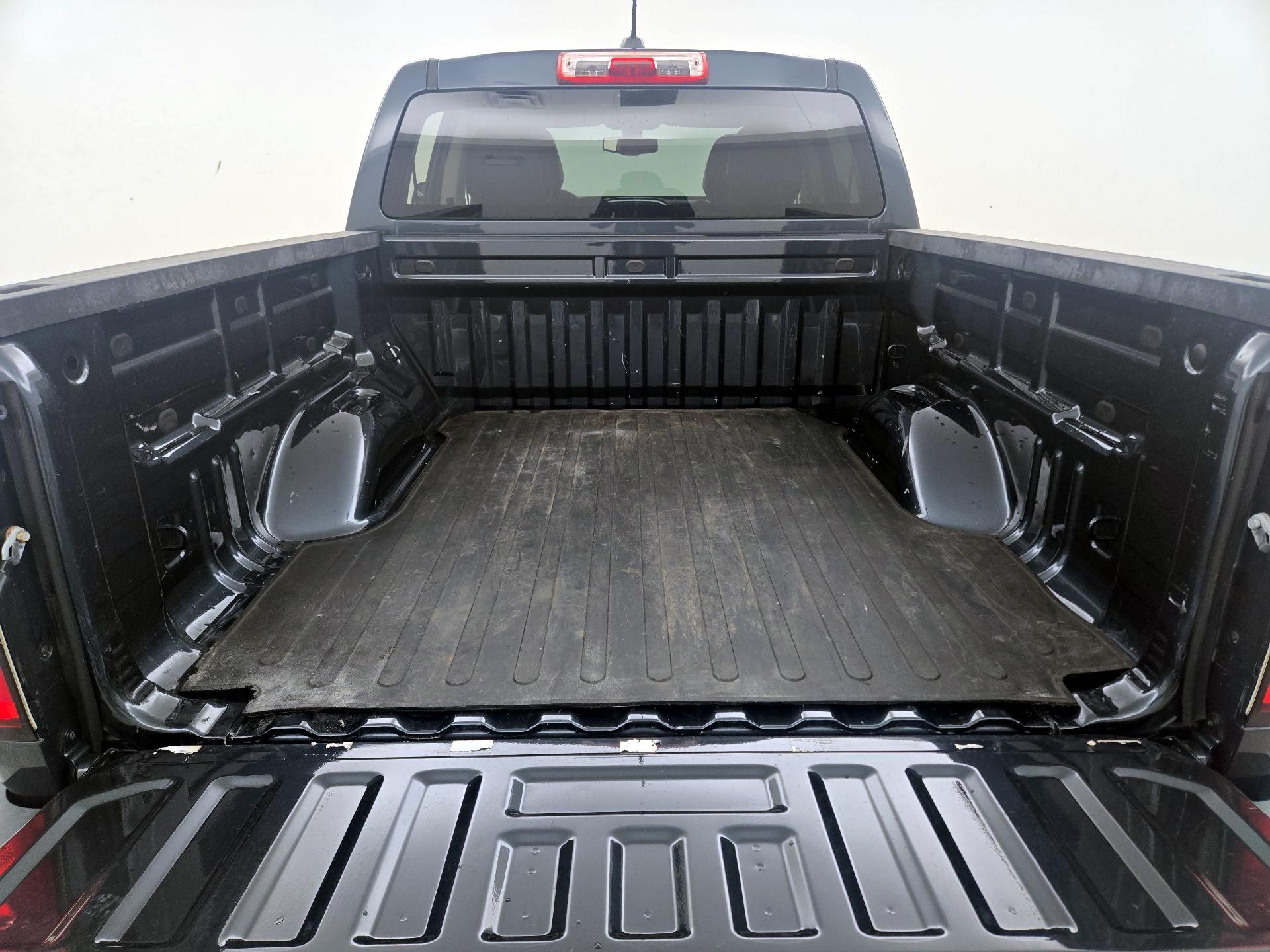 Thumbnail: 2017 Chevrolet Colorado - 20