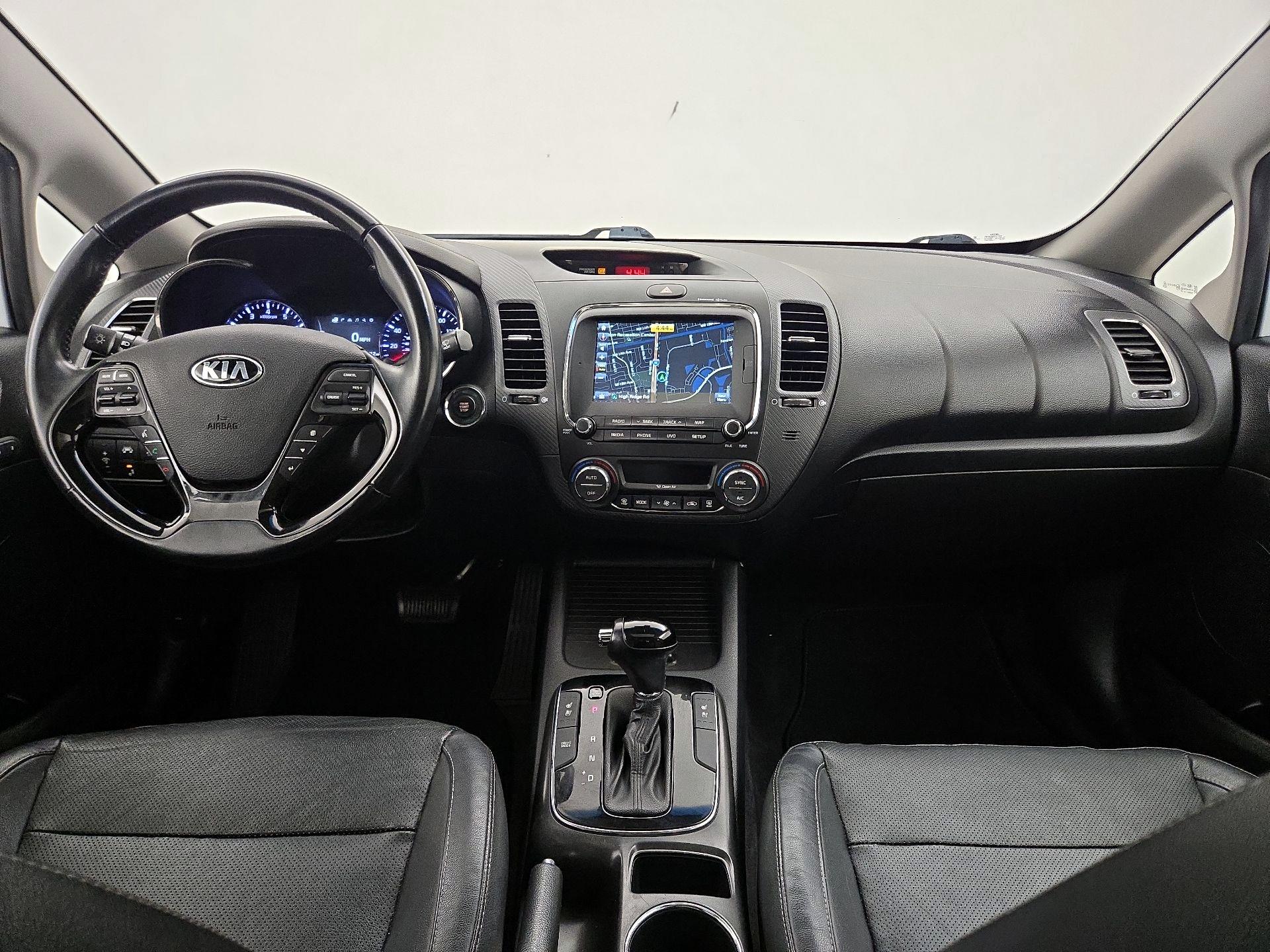 Thumbnail: 2017 Kia Forte - 9