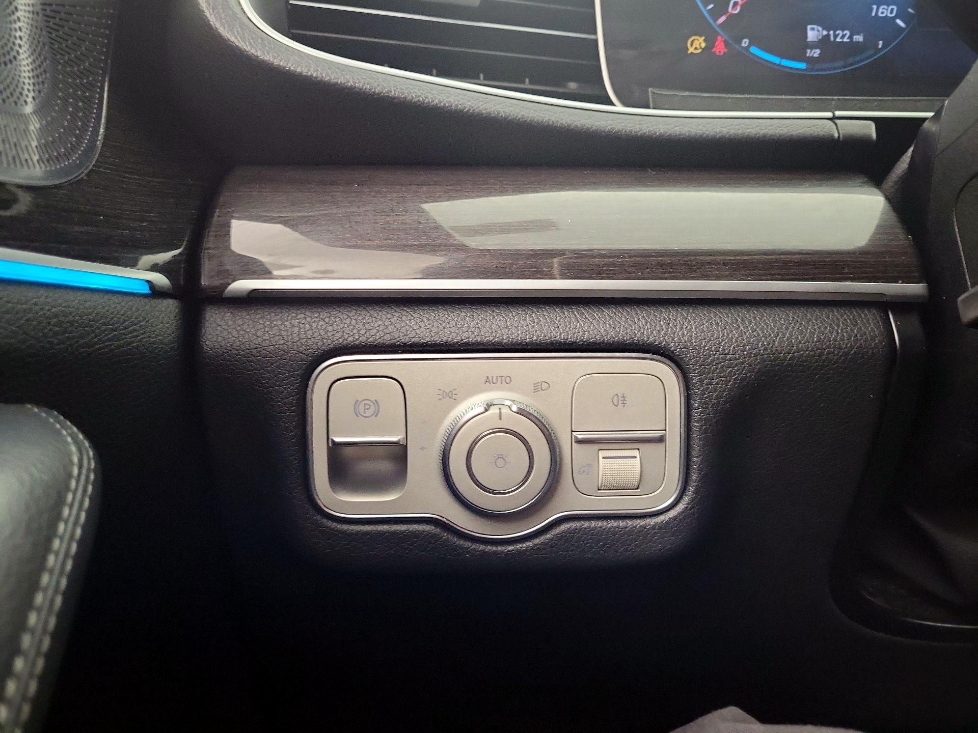 Thumbnail: 2020 Mercedes-Benz GLE - 13