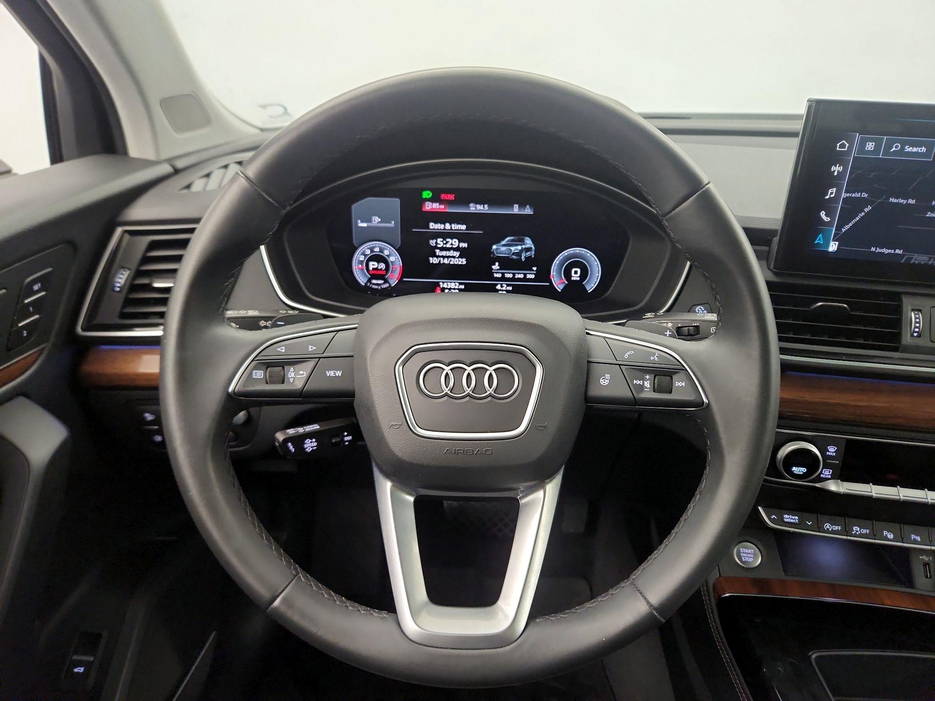 Thumbnail: 2022 Audi Q5 - 10