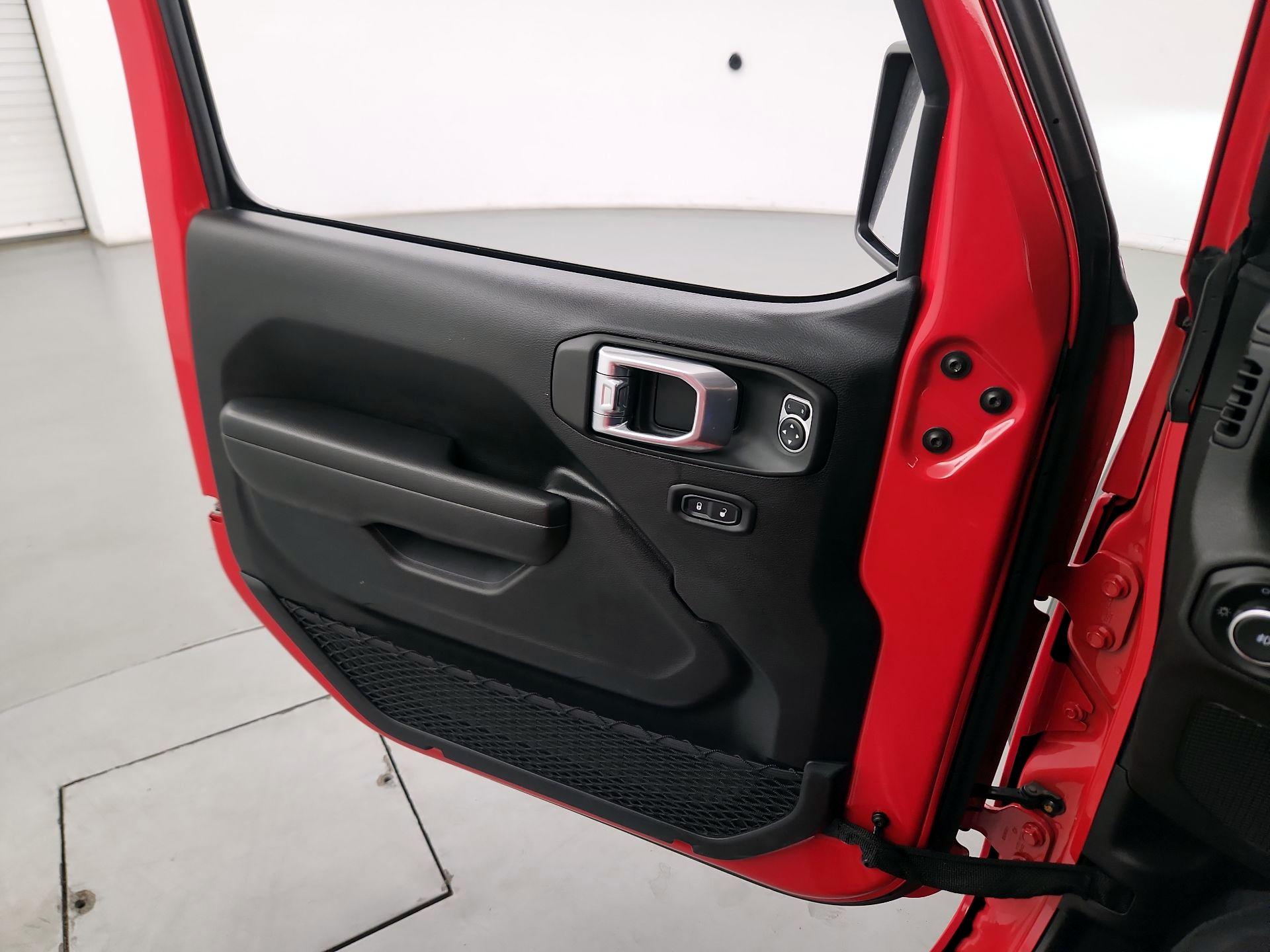 Thumbnail: 2021 Jeep Wrangler - 12