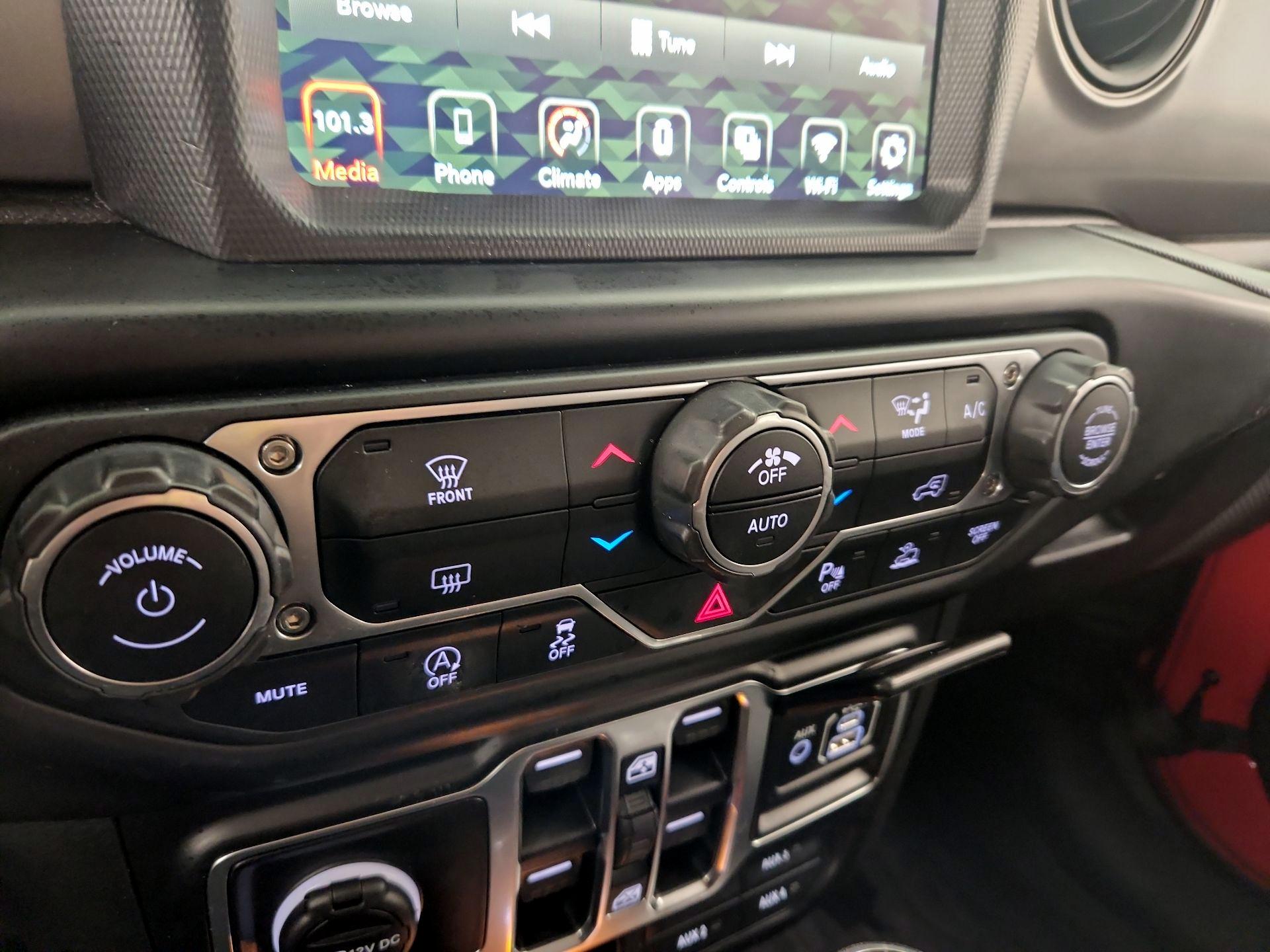 Thumbnail: 2021 Jeep Wrangler - 16