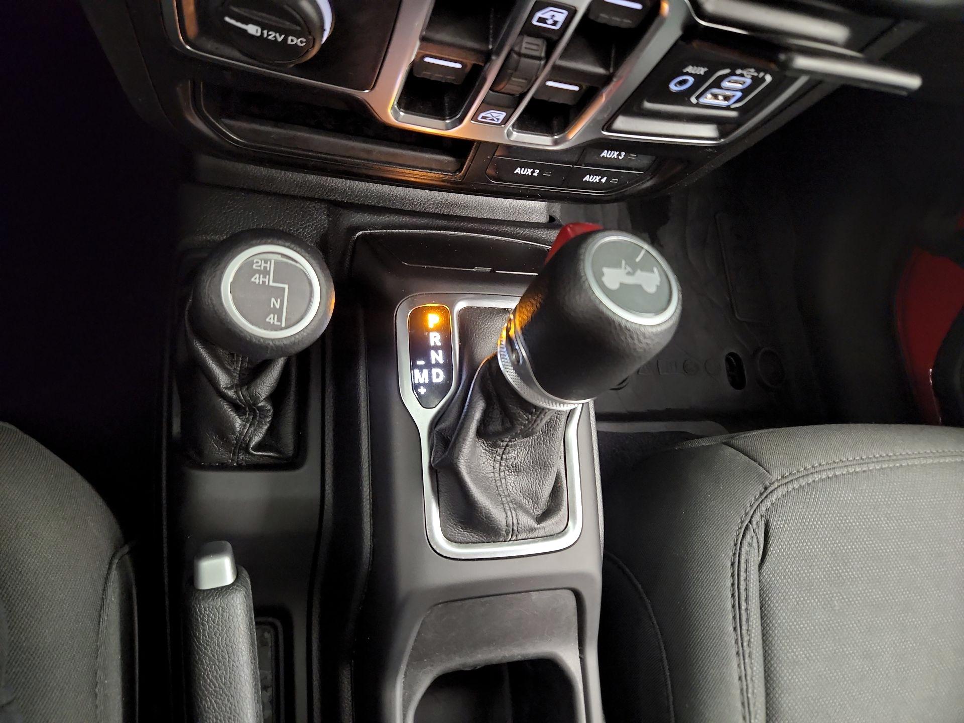 Thumbnail: 2021 Jeep Wrangler - 17