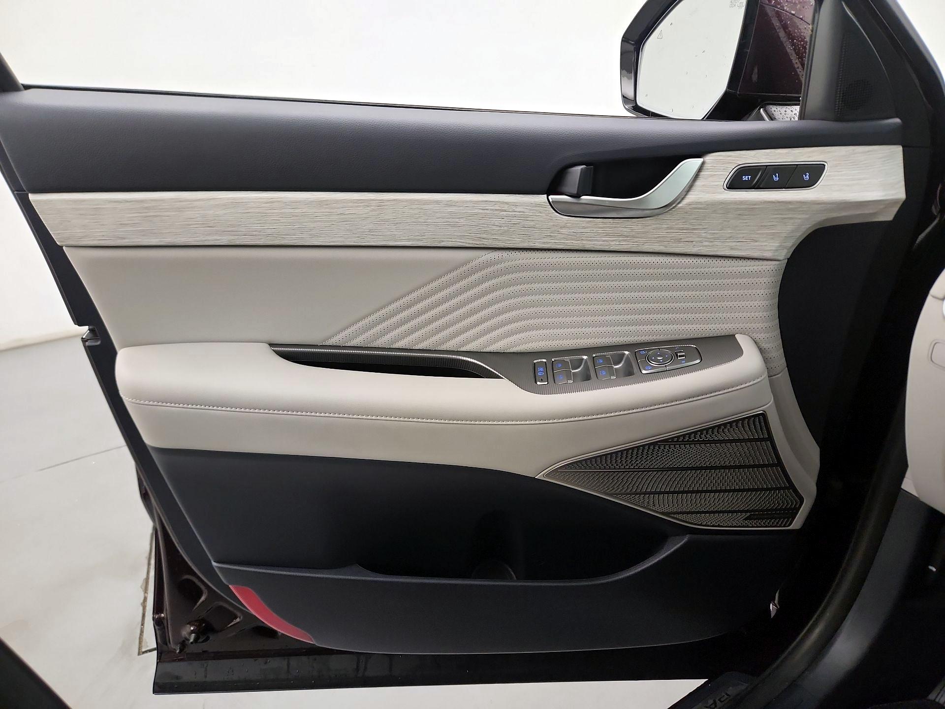 Thumbnail: 2023 Hyundai Palisade - 12