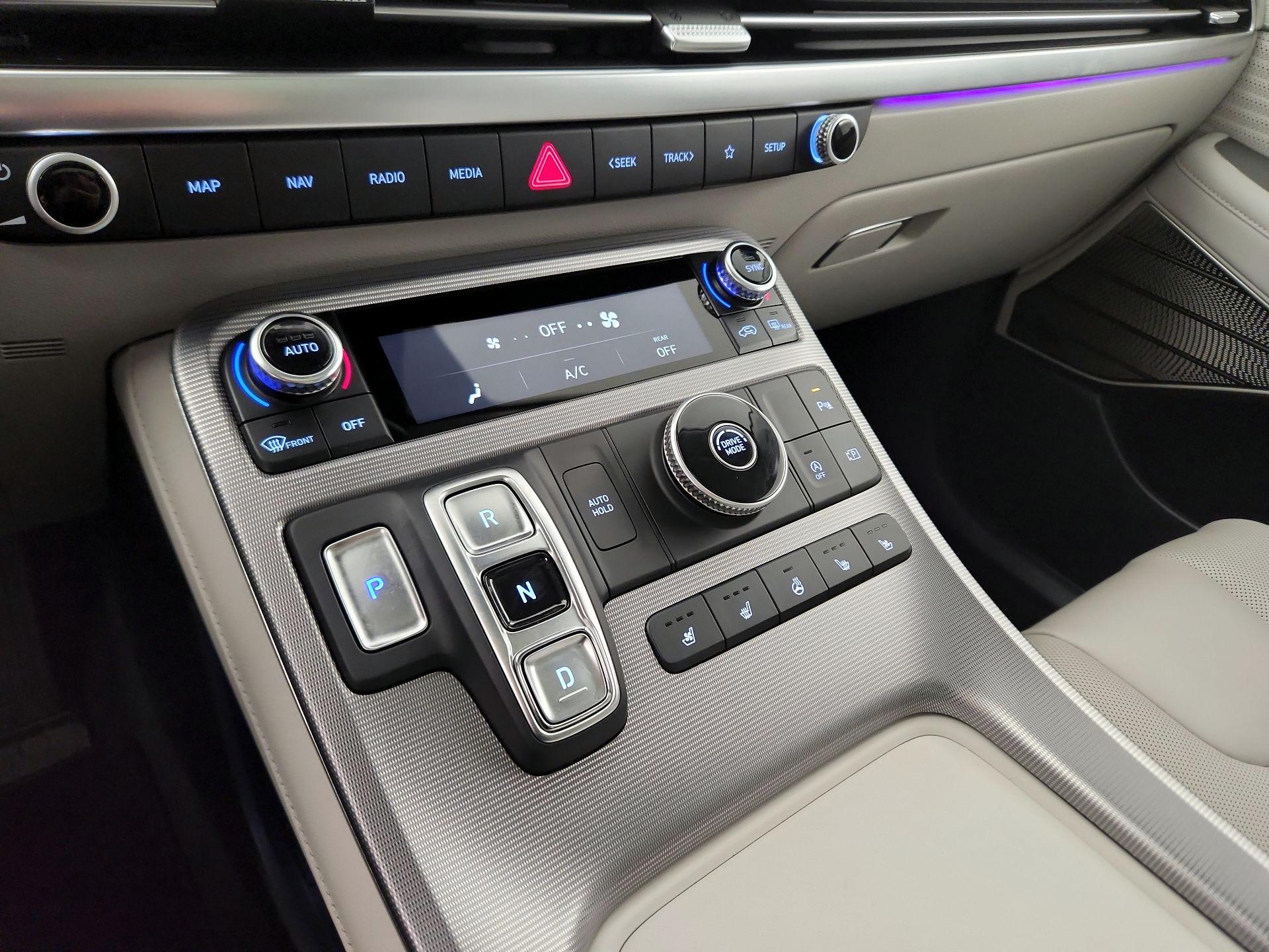 Thumbnail: 2023 Hyundai Palisade - 18