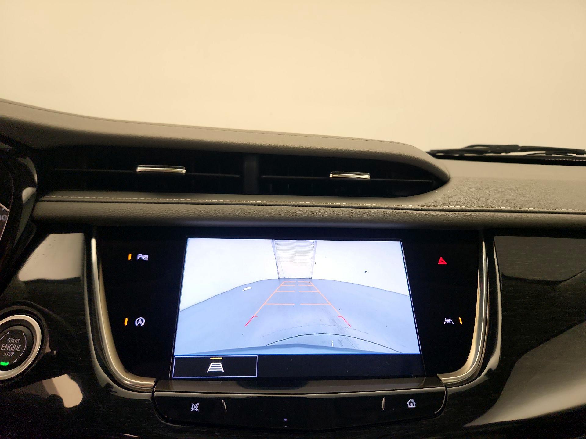 Thumbnail: 2023 Cadillac XT6 - 14