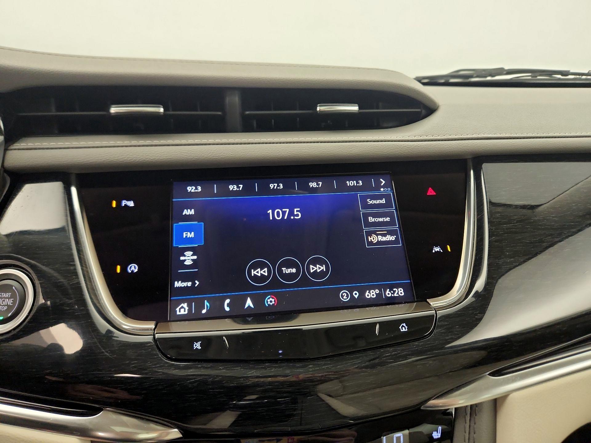 Thumbnail: 2023 Cadillac XT6 - 15