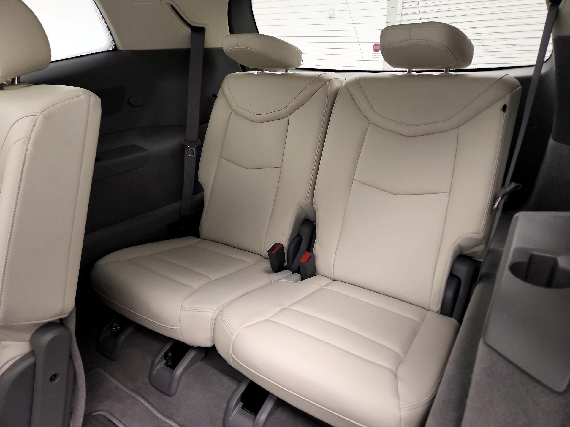 Thumbnail: 2023 Cadillac XT6 - 20