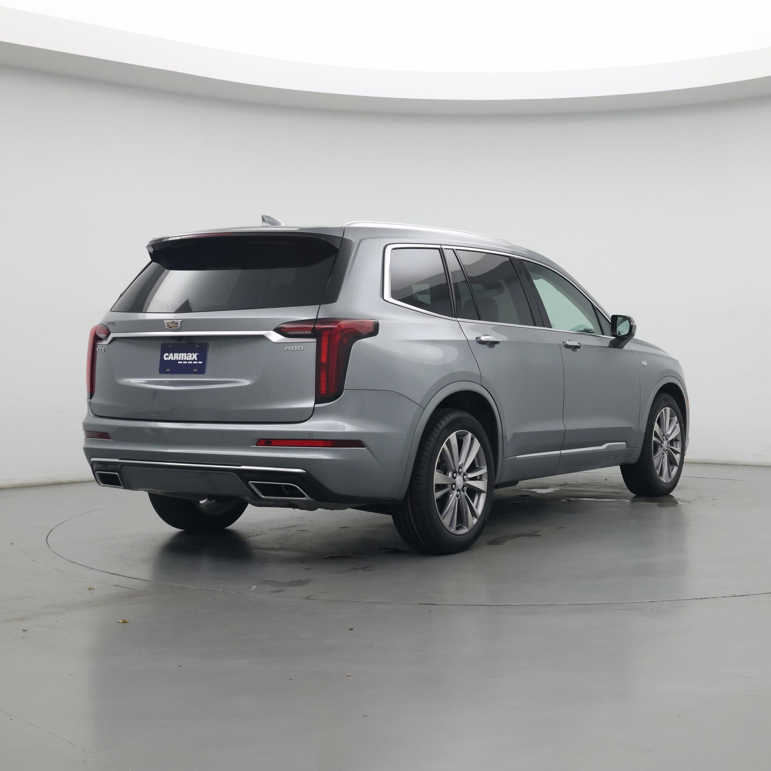 Thumbnail: 2023 Cadillac XT6 - 8