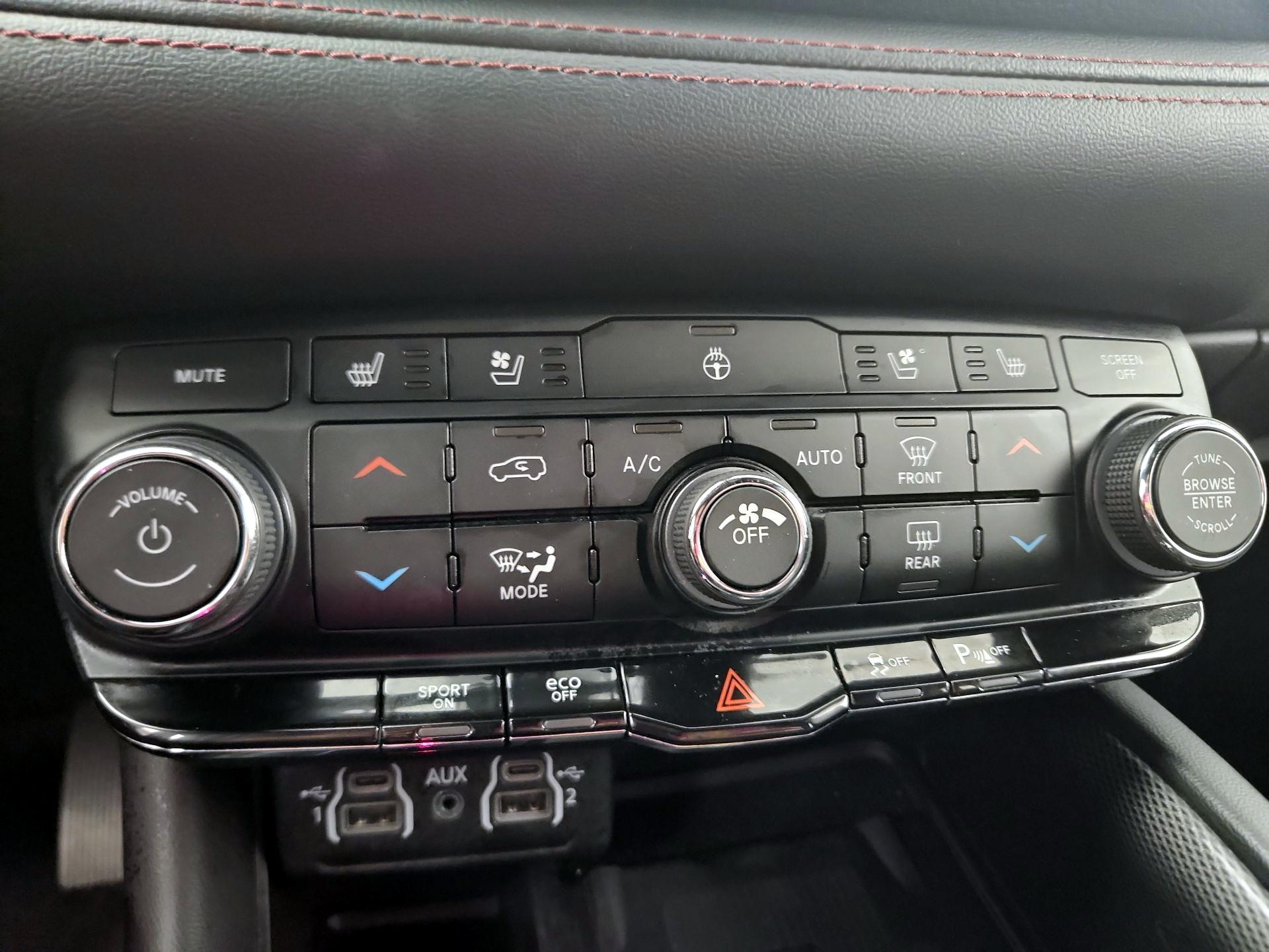 Thumbnail: 2021 Dodge Durango - 17