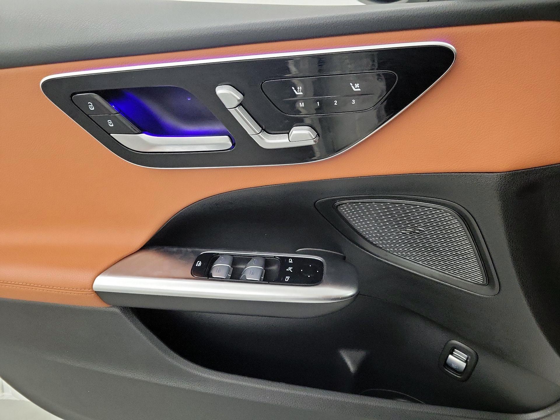 Thumbnail: 2024 Mercedes-Benz C-Class - 12