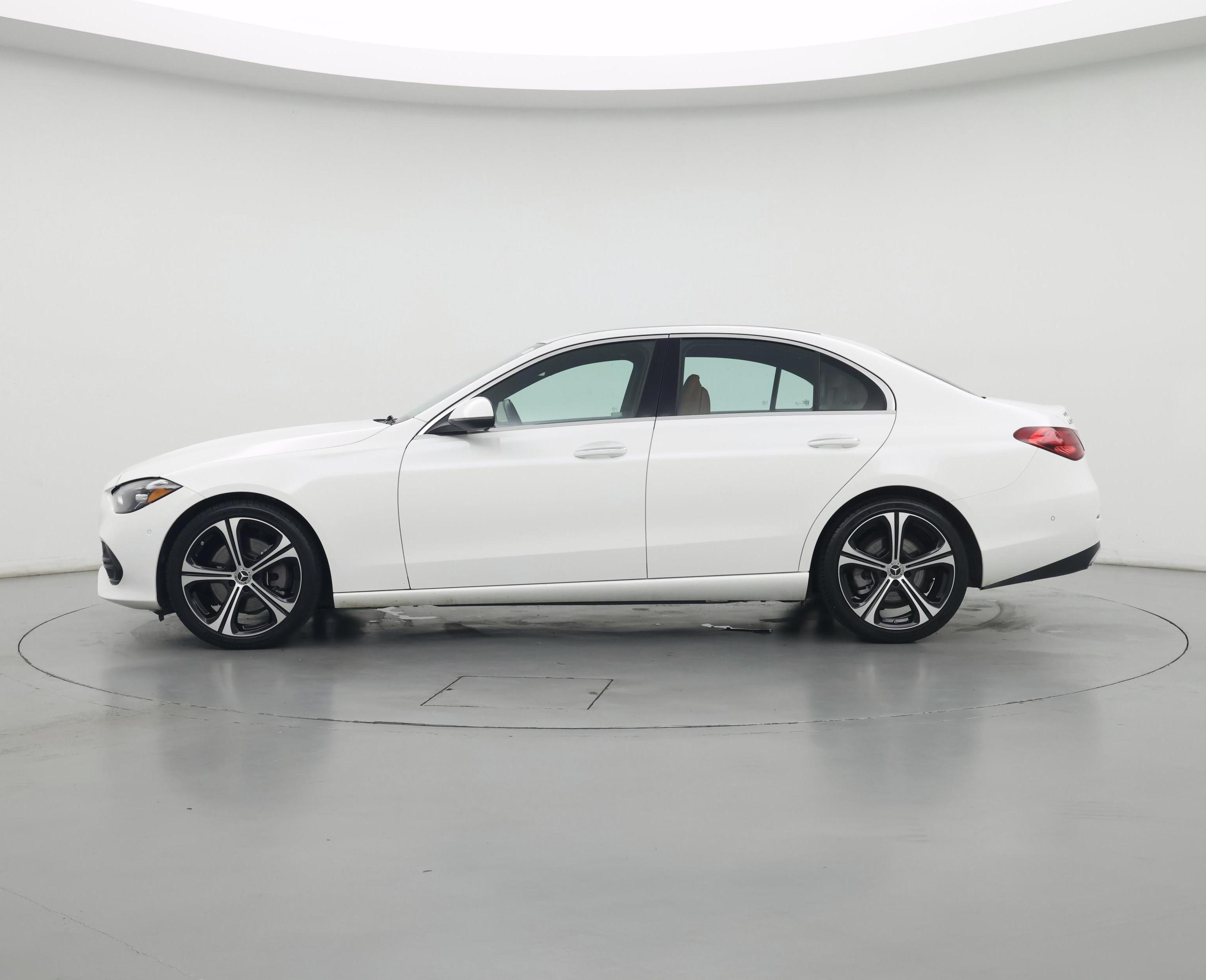 Thumbnail: 2024 Mercedes-Benz C-Class - 3