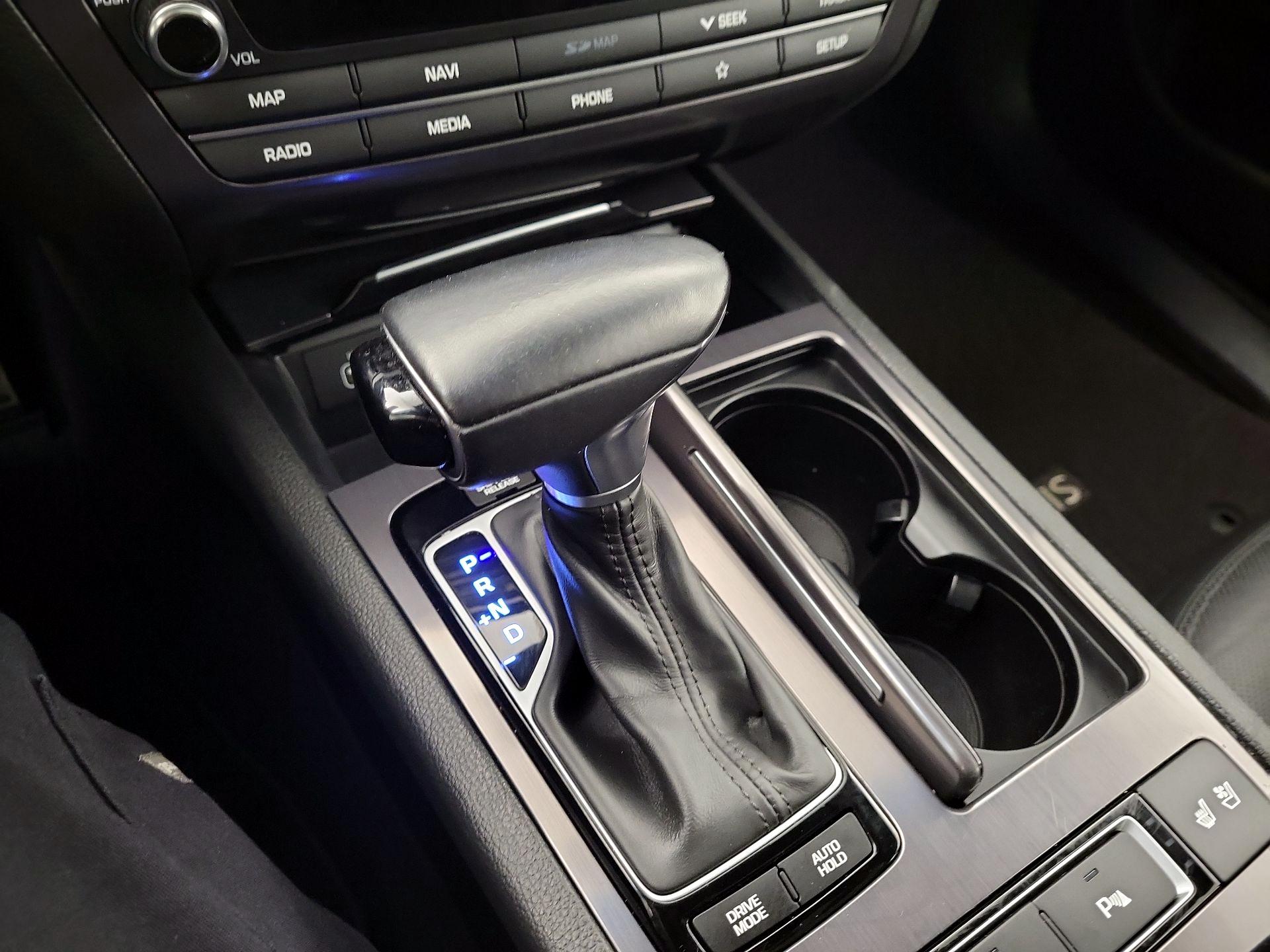 Thumbnail: 2020 Genesis G80 - 16