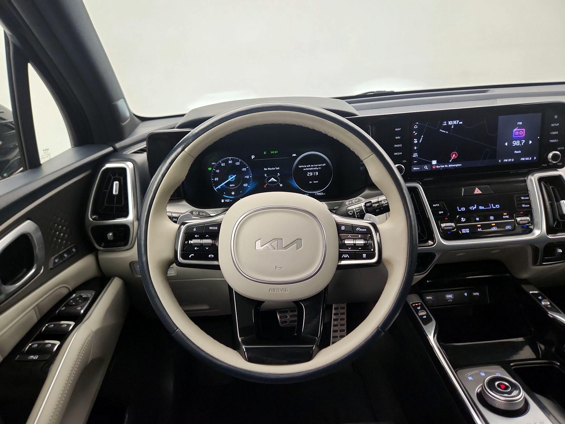 Thumbnail: 2022 Kia Sorento - 10