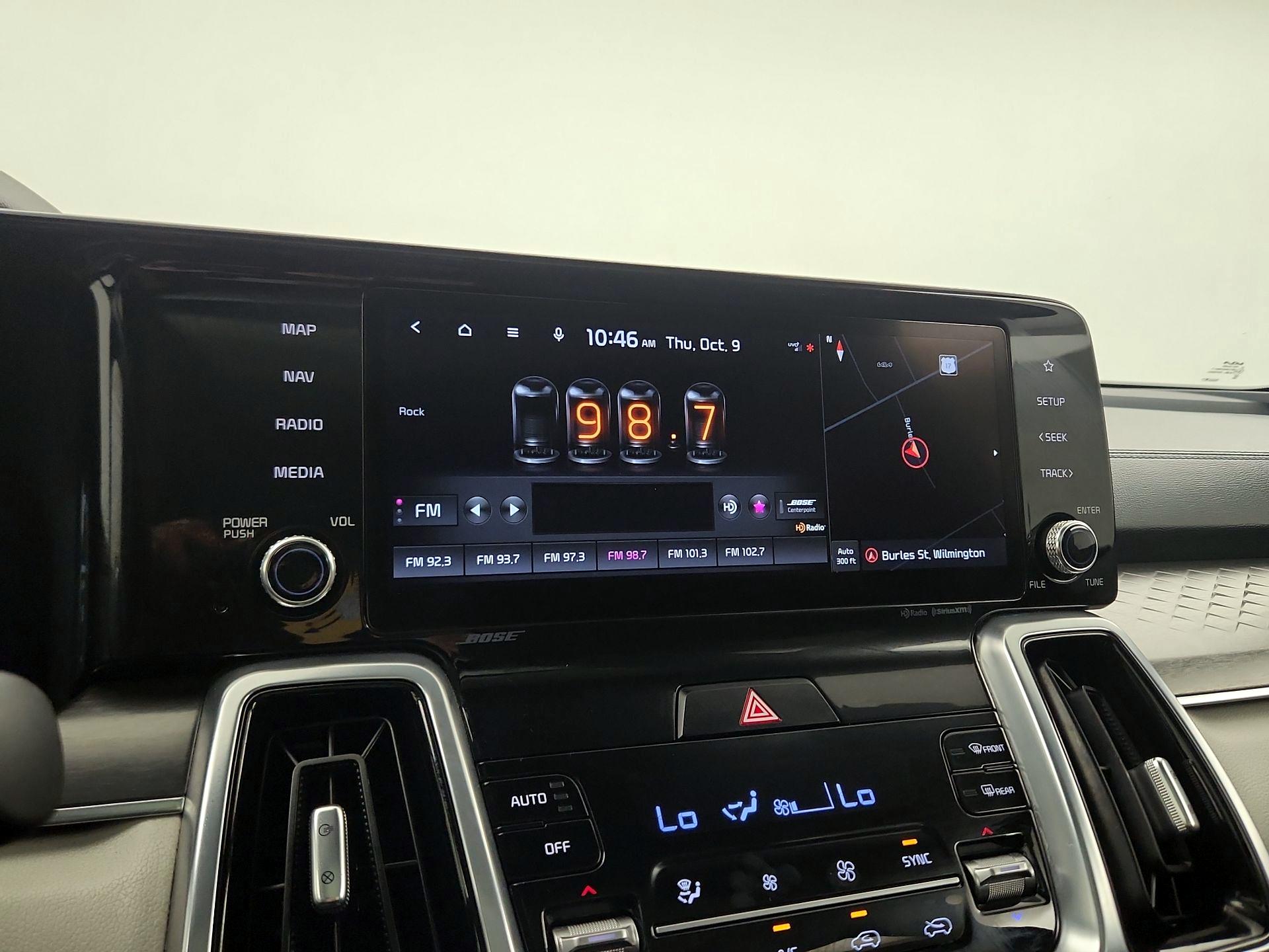 Thumbnail: 2022 Kia Sorento - 16