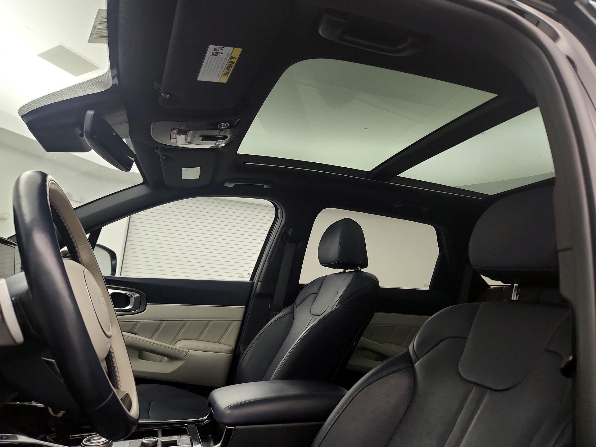Thumbnail: 2022 Kia Sorento - 20