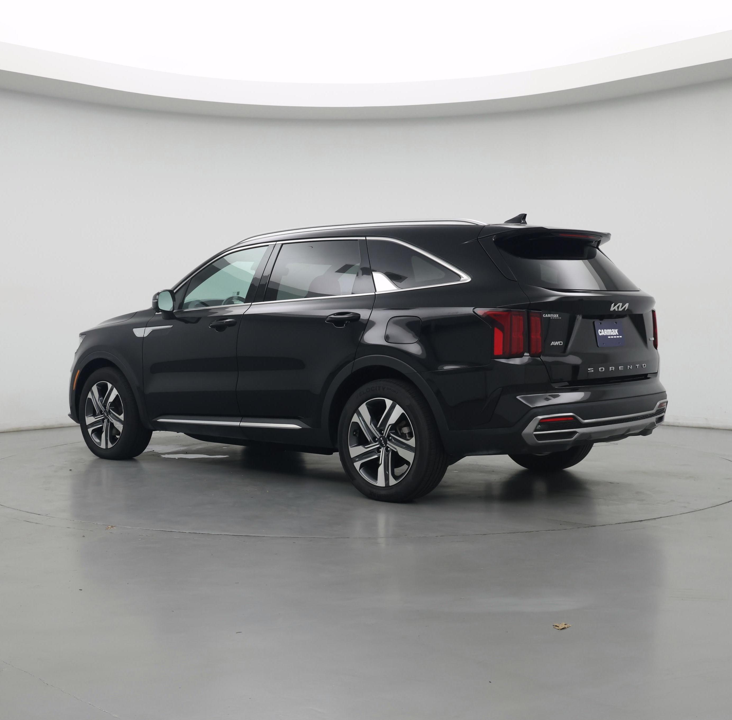Thumbnail: 2022 Kia Sorento - 3