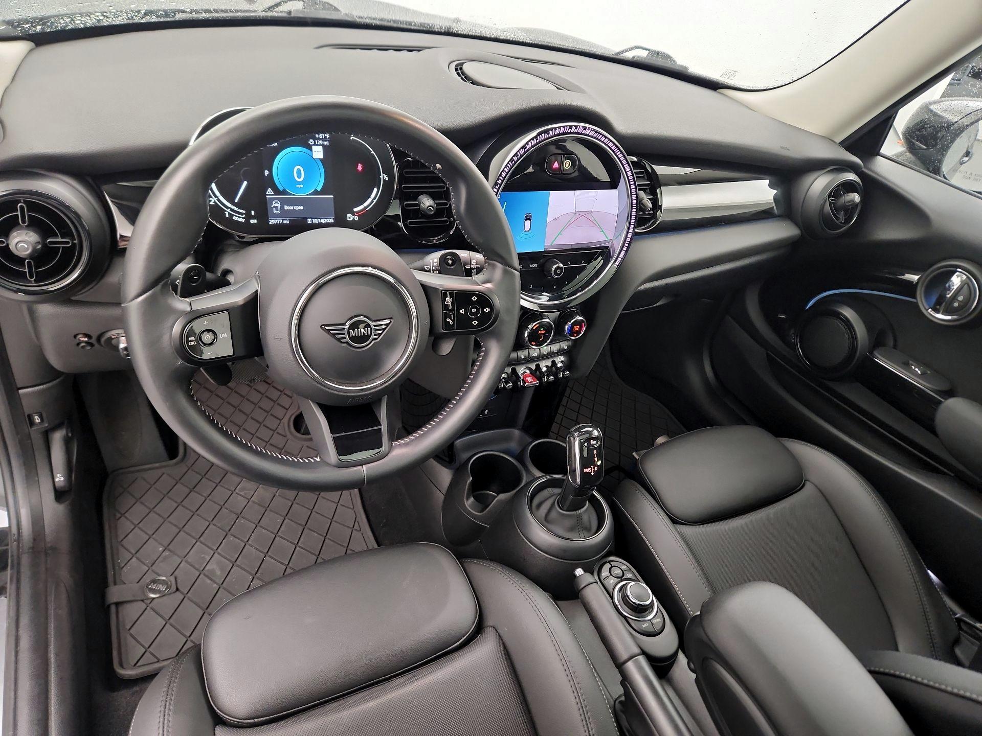 Thumbnail: 2023 MINI Cooper Hardtop - 9