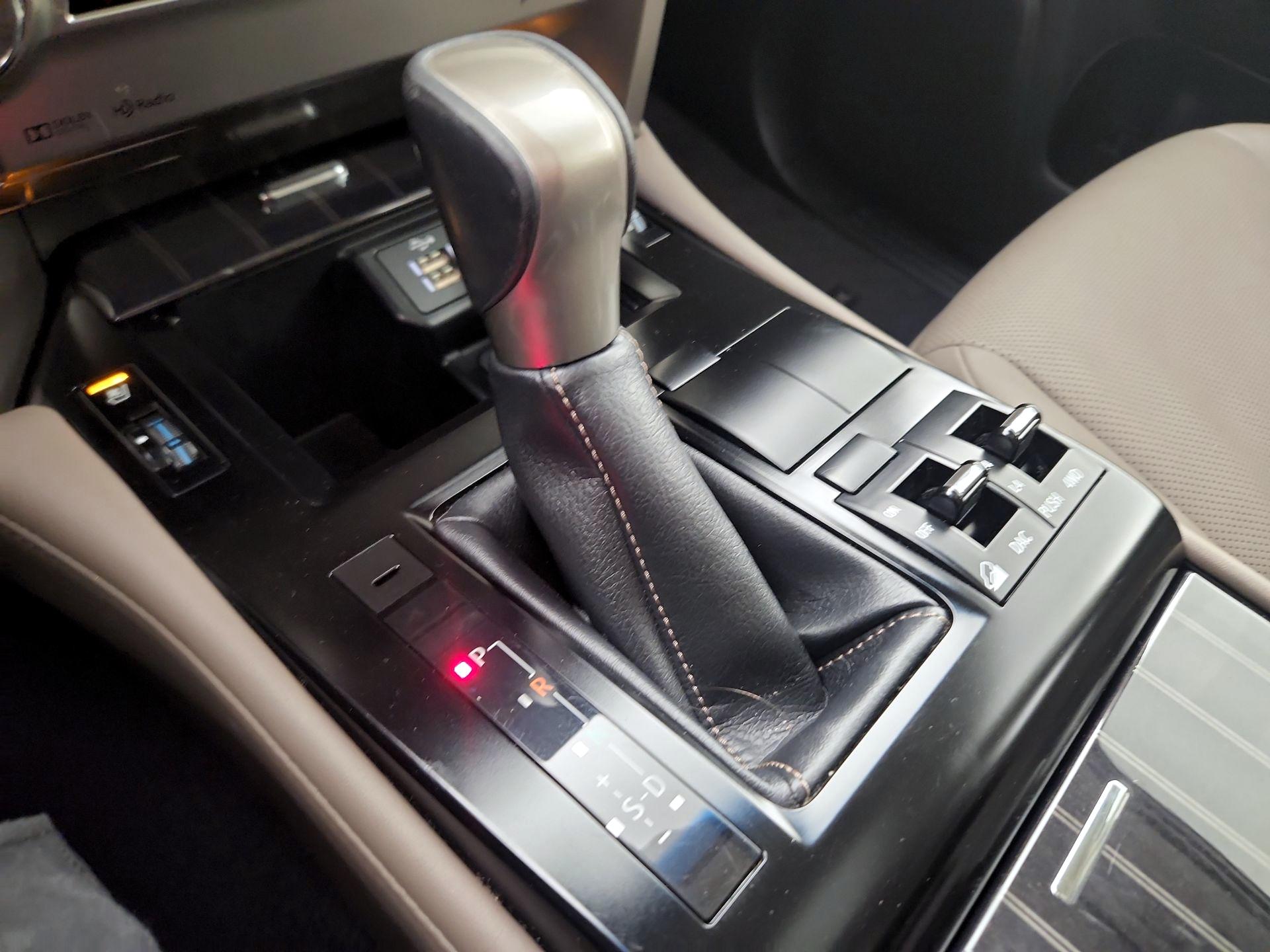 Thumbnail: 2020 Lexus GX - 18