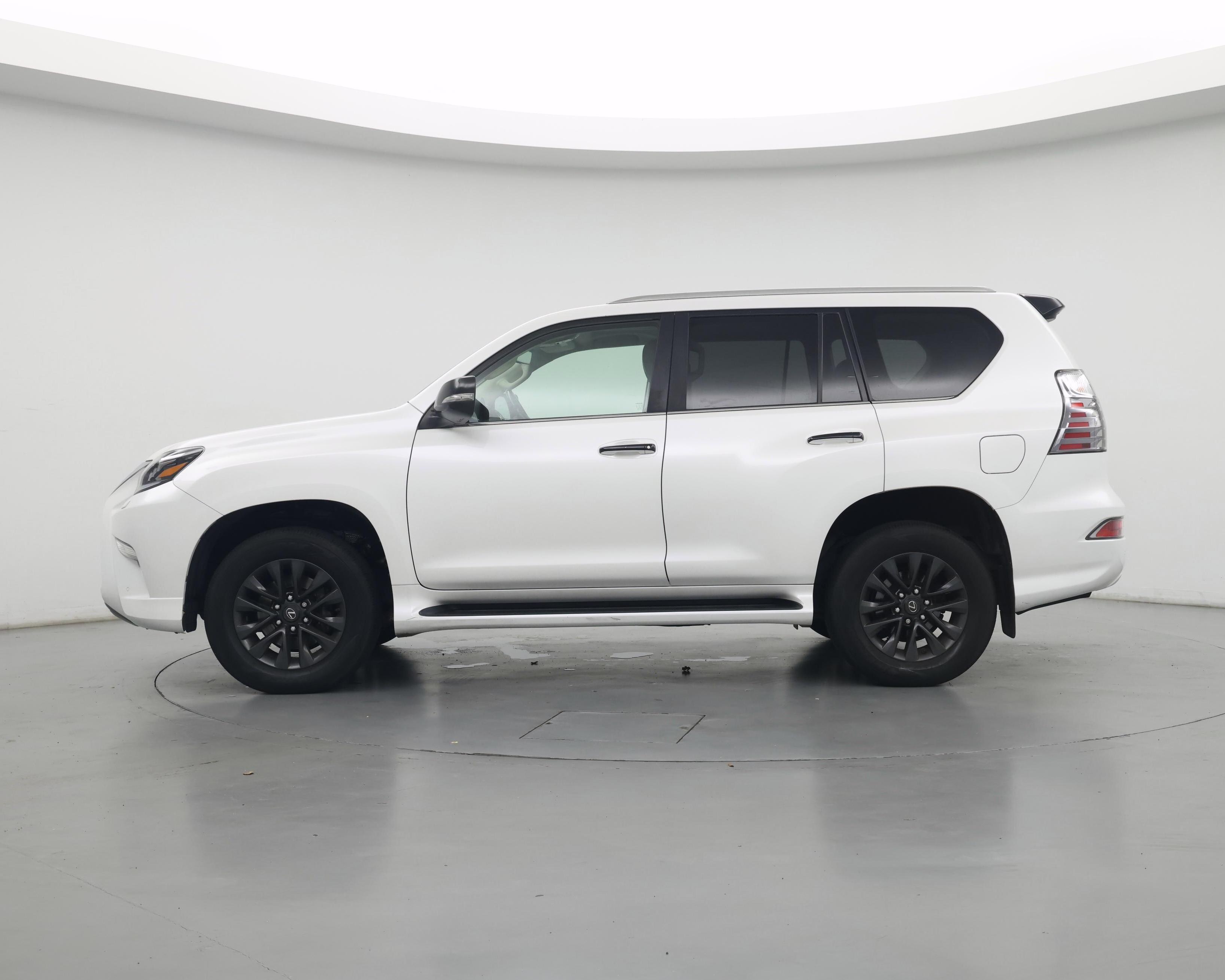 Thumbnail: 2020 Lexus GX - 3