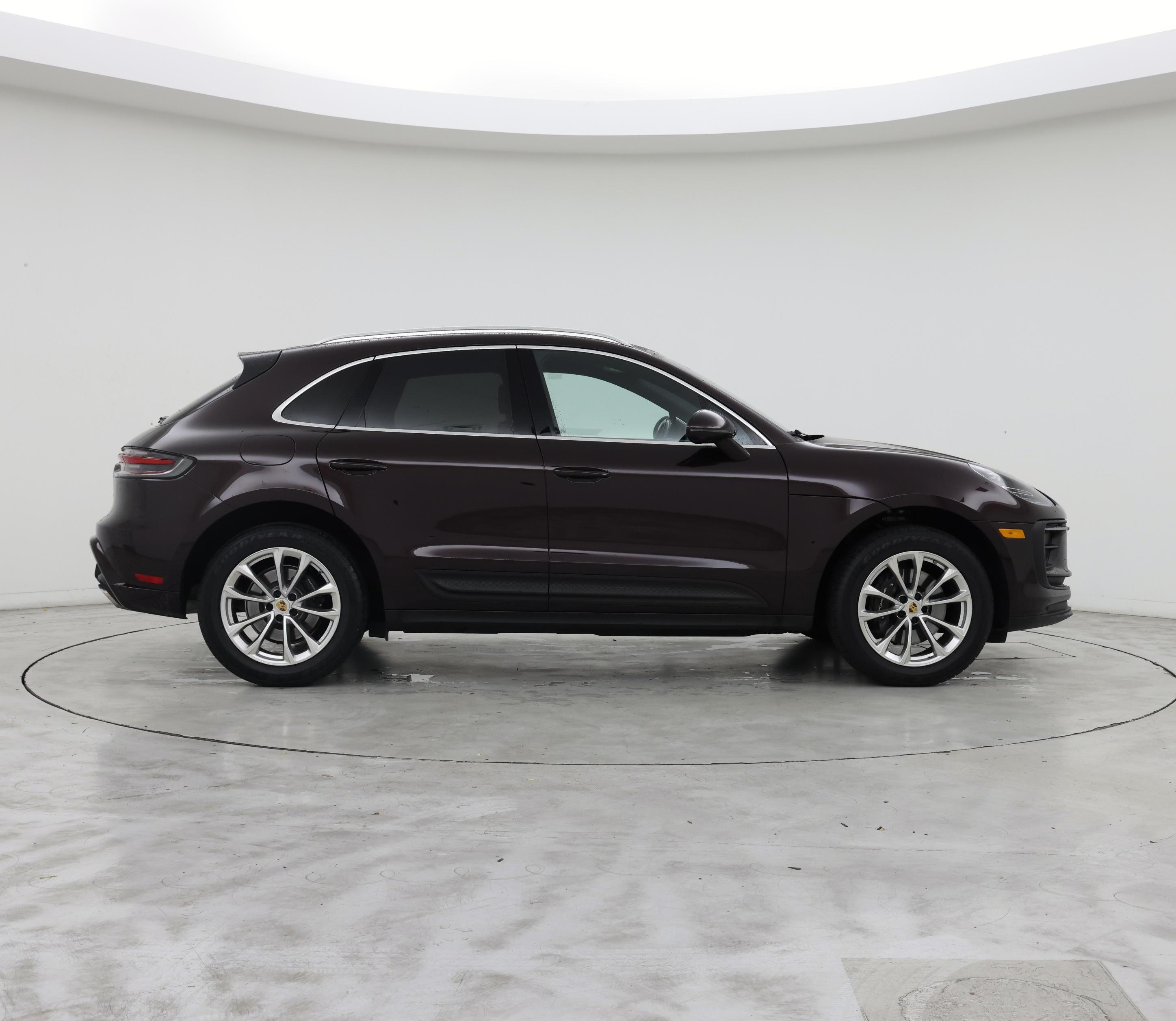 Thumbnail: 2023 Porsche Macan - 7