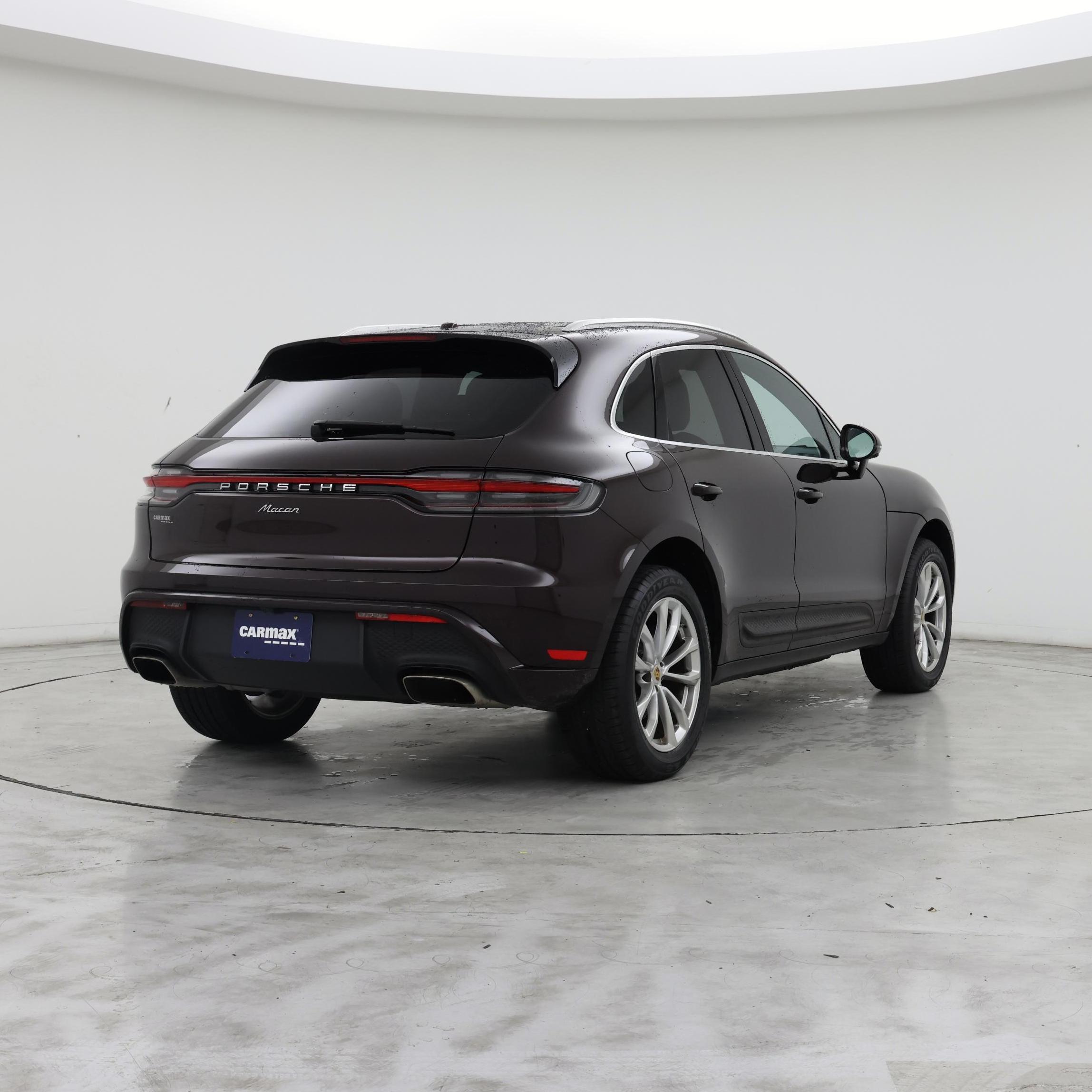 Thumbnail: 2023 Porsche Macan - 8