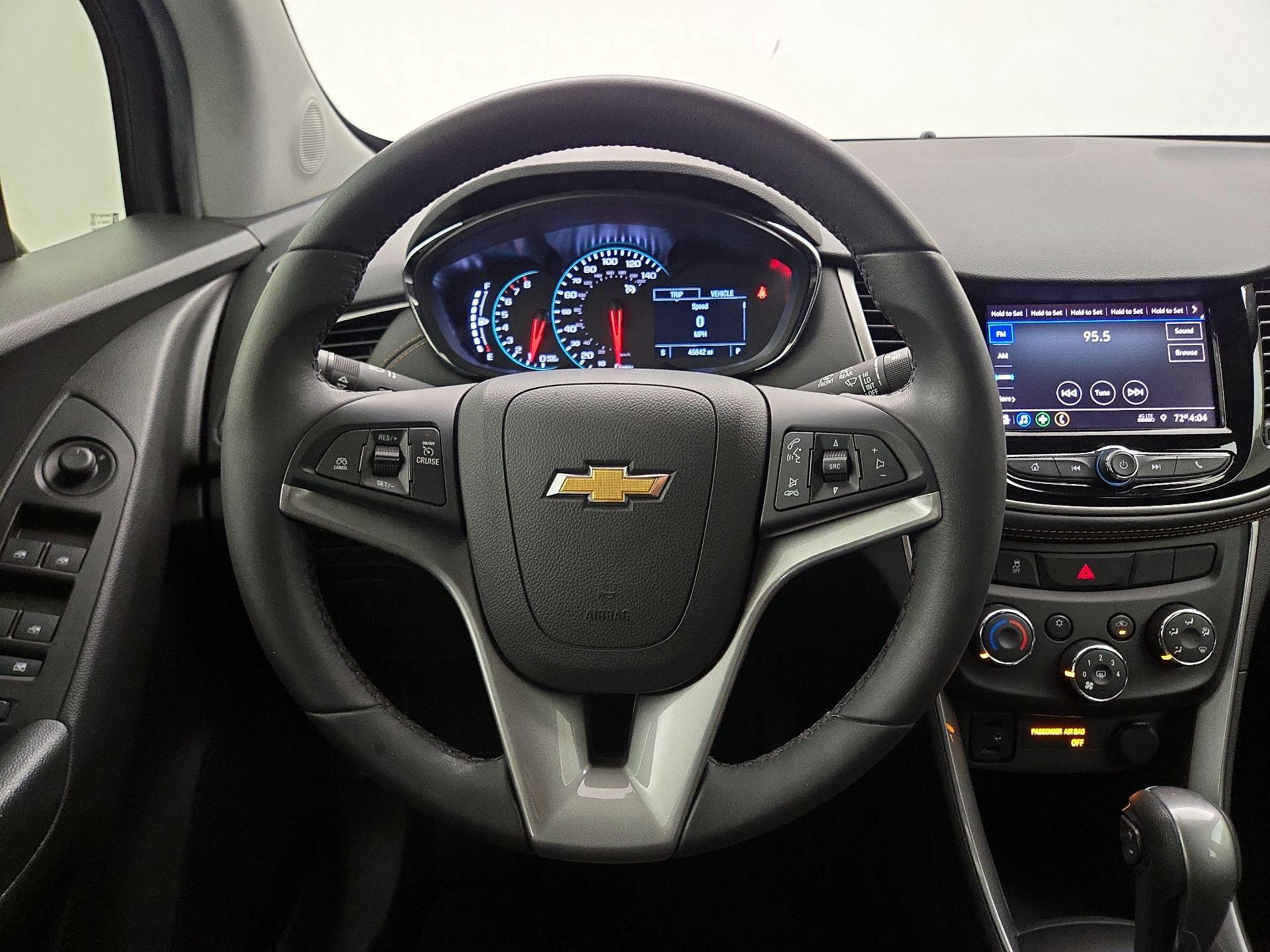 Thumbnail: 2021 Chevrolet Trax - 10