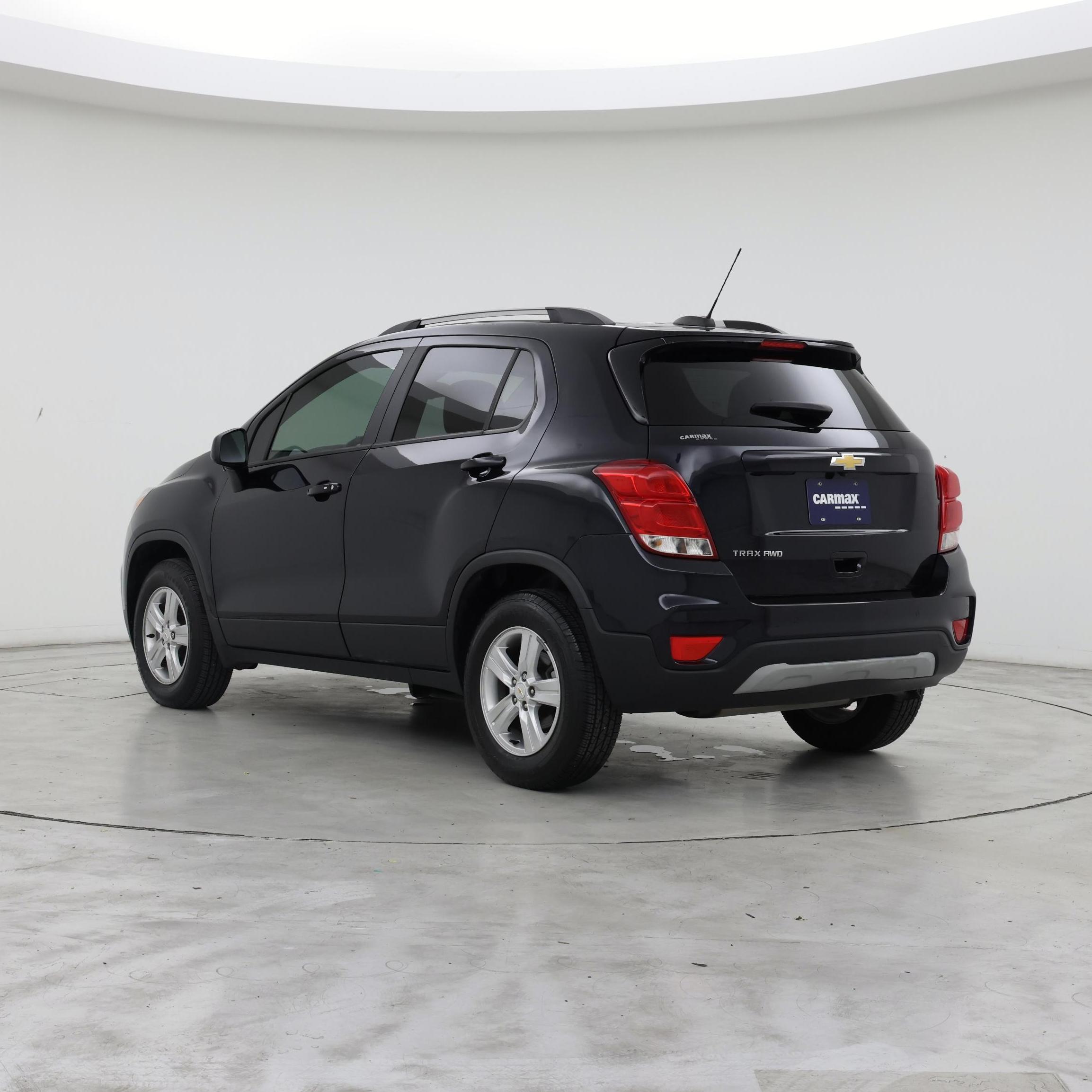 Thumbnail: 2021 Chevrolet Trax - 2