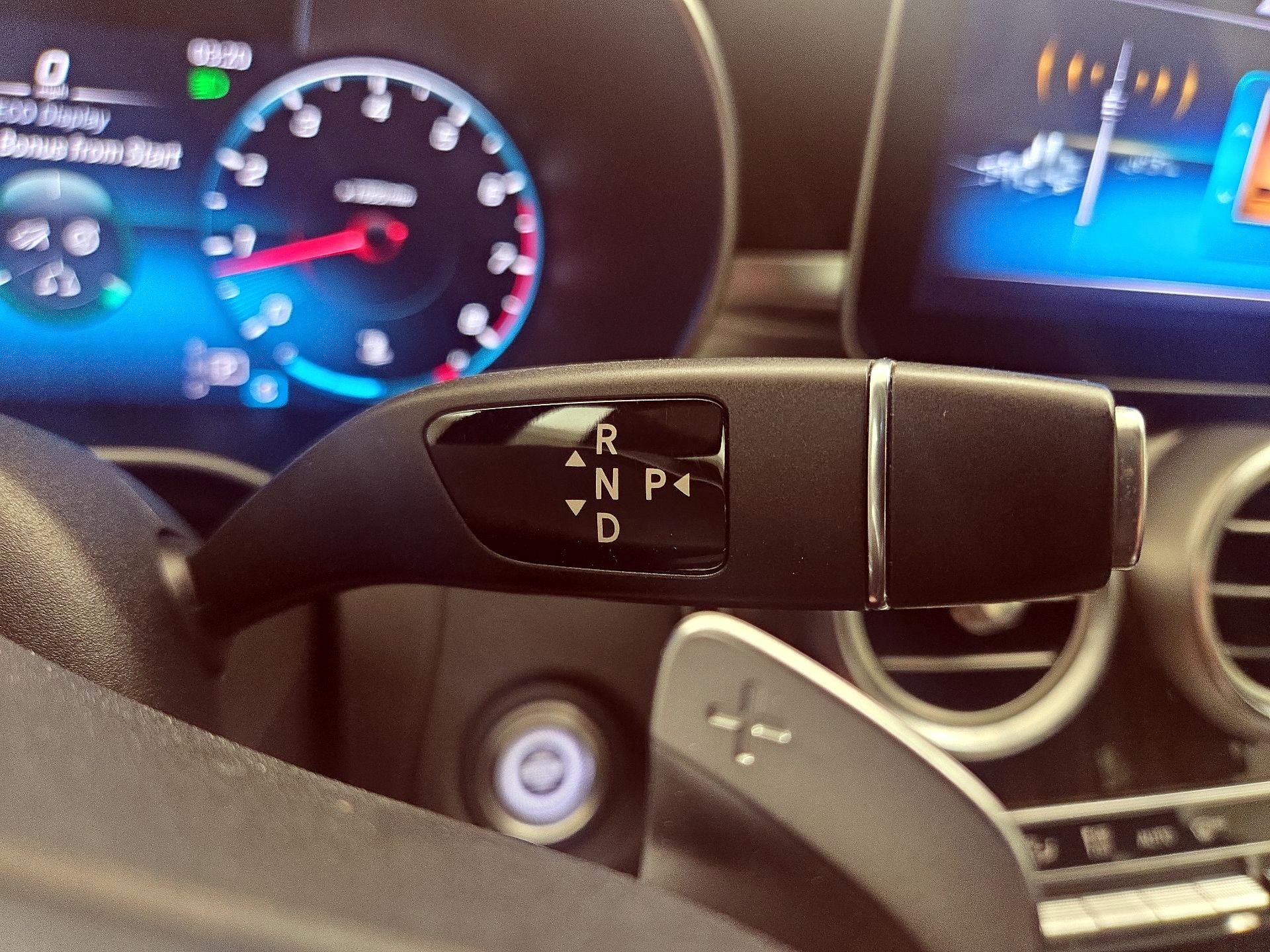 Thumbnail: 2020 Mercedes-Benz C-Class - 17