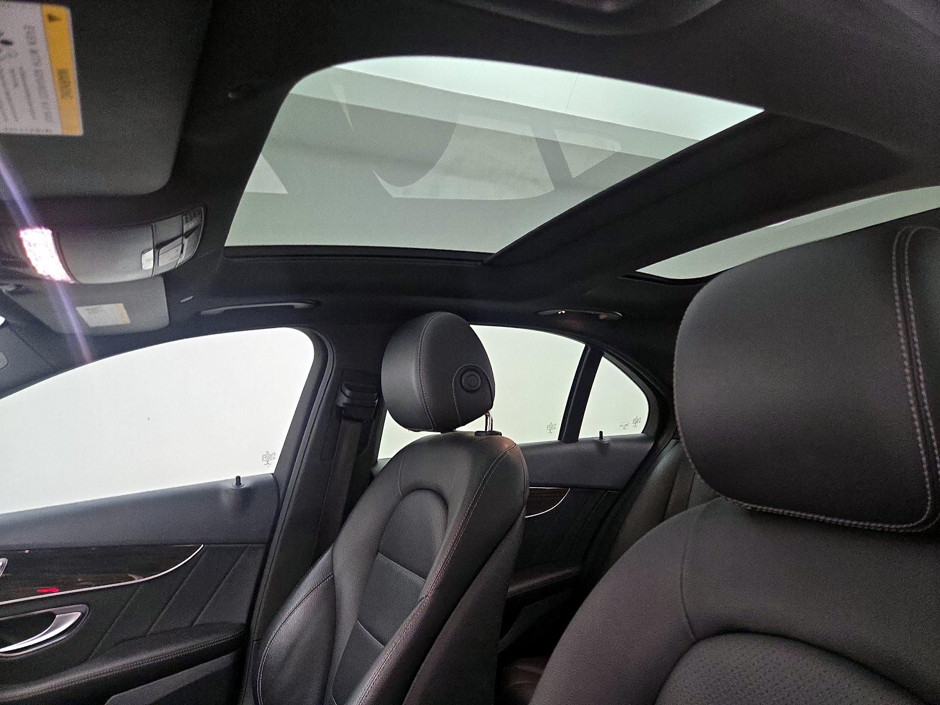 Thumbnail: 2020 Mercedes-Benz C-Class - 19