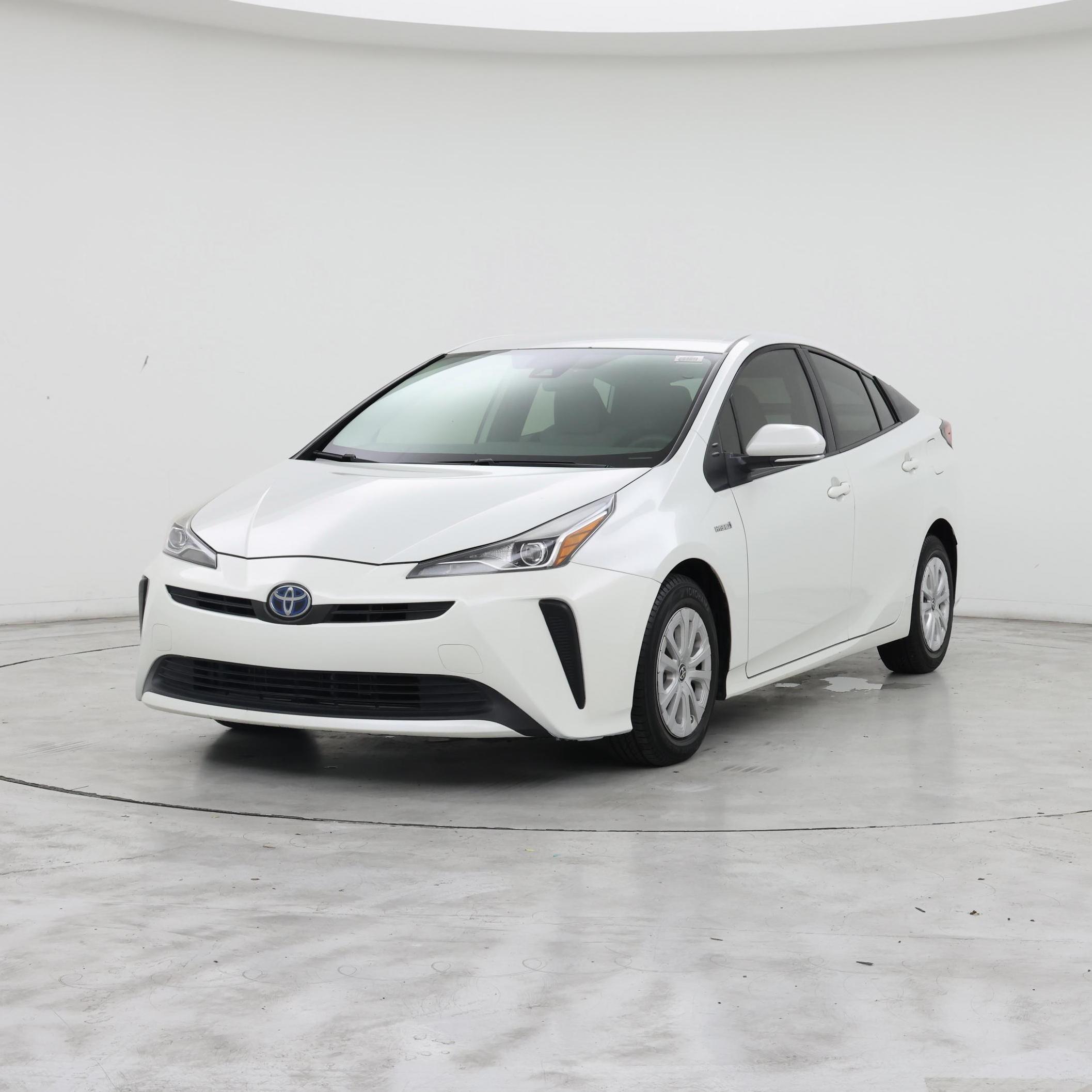 Thumbnail: 2020 Toyota Prius - 4