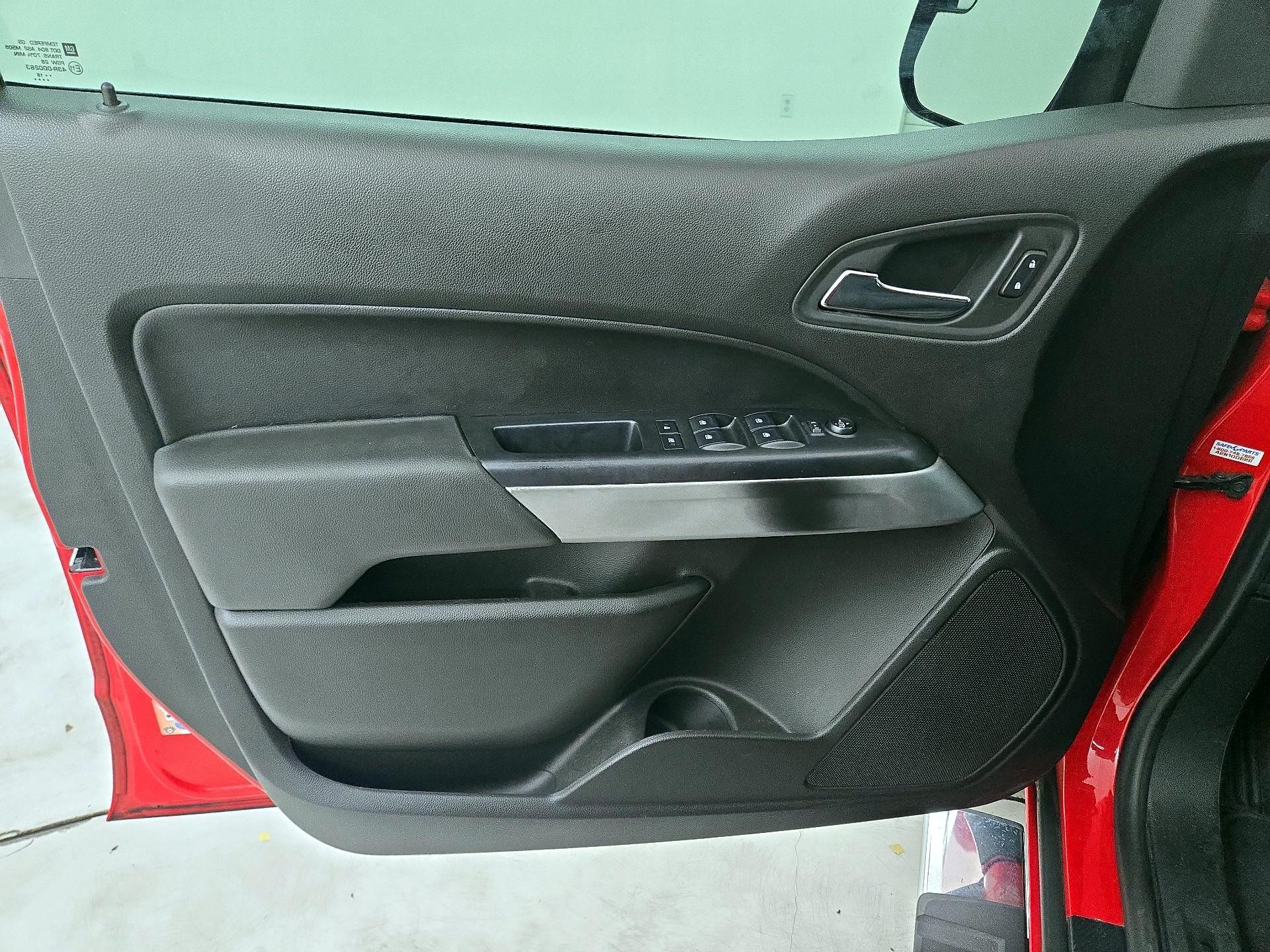 Thumbnail: 2016 Chevrolet Colorado - 10