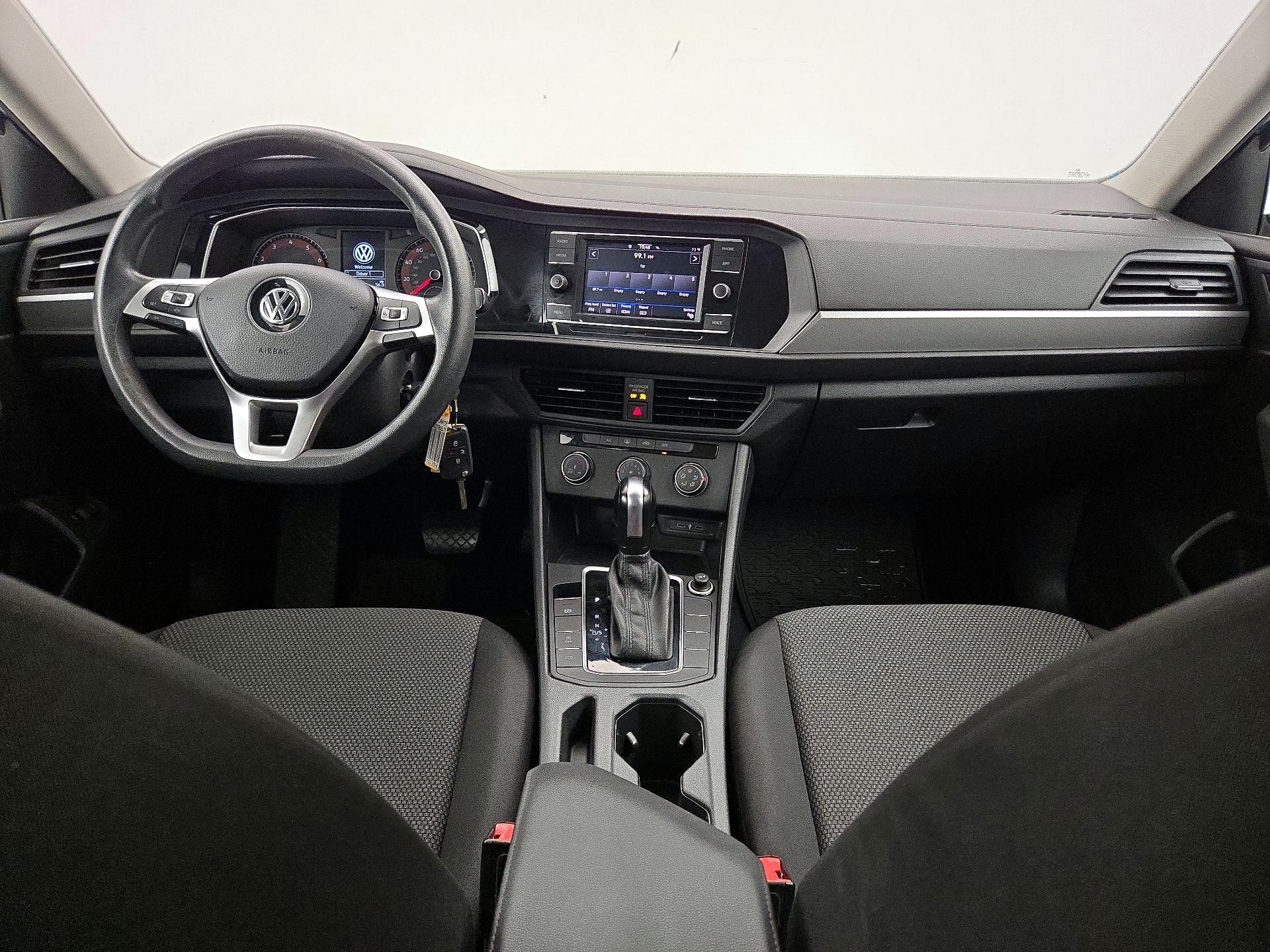 Thumbnail: 2020 Volkswagen Jetta - 9