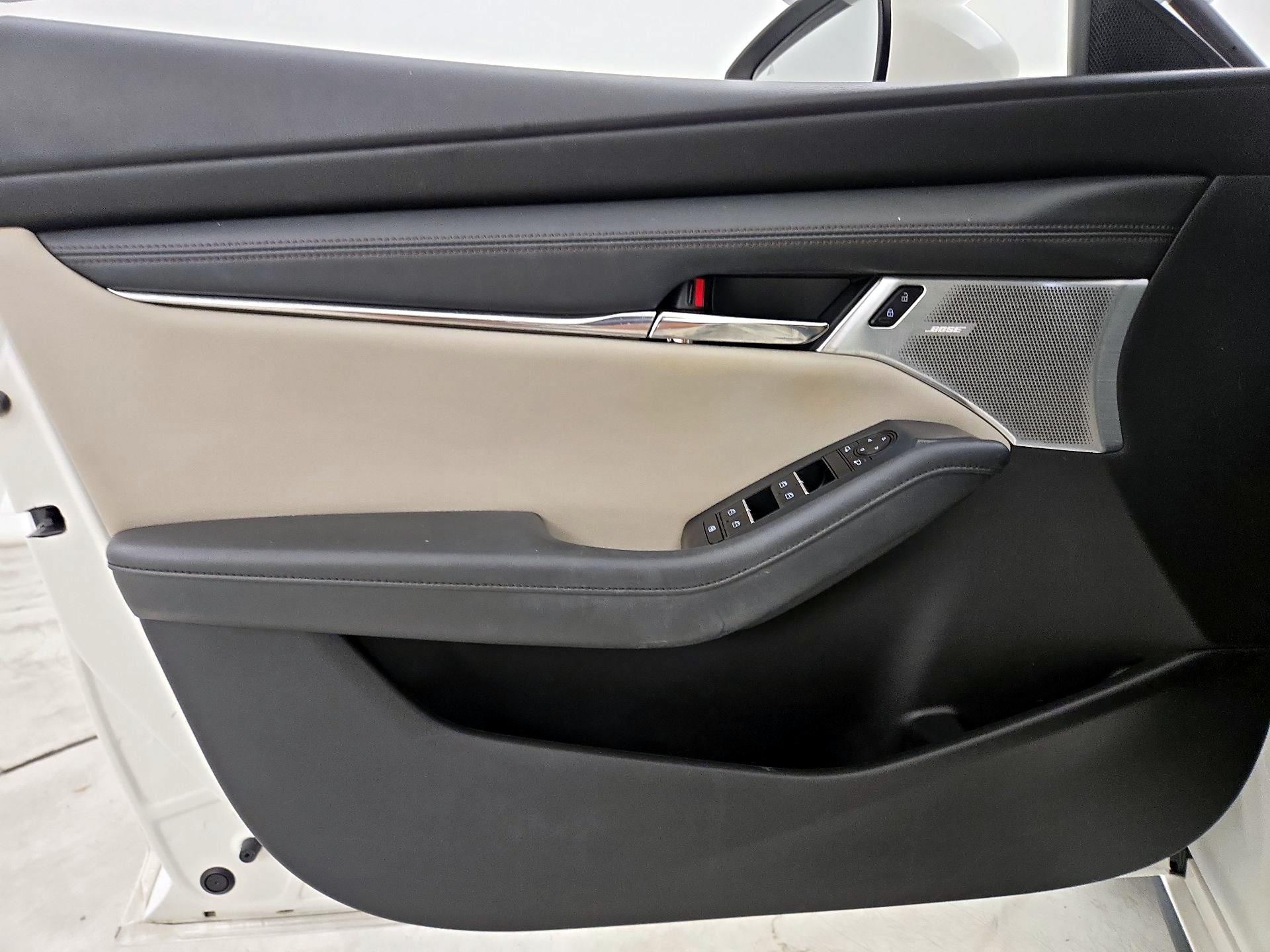 Thumbnail: 2020 Mazda Mazda3 - 12
