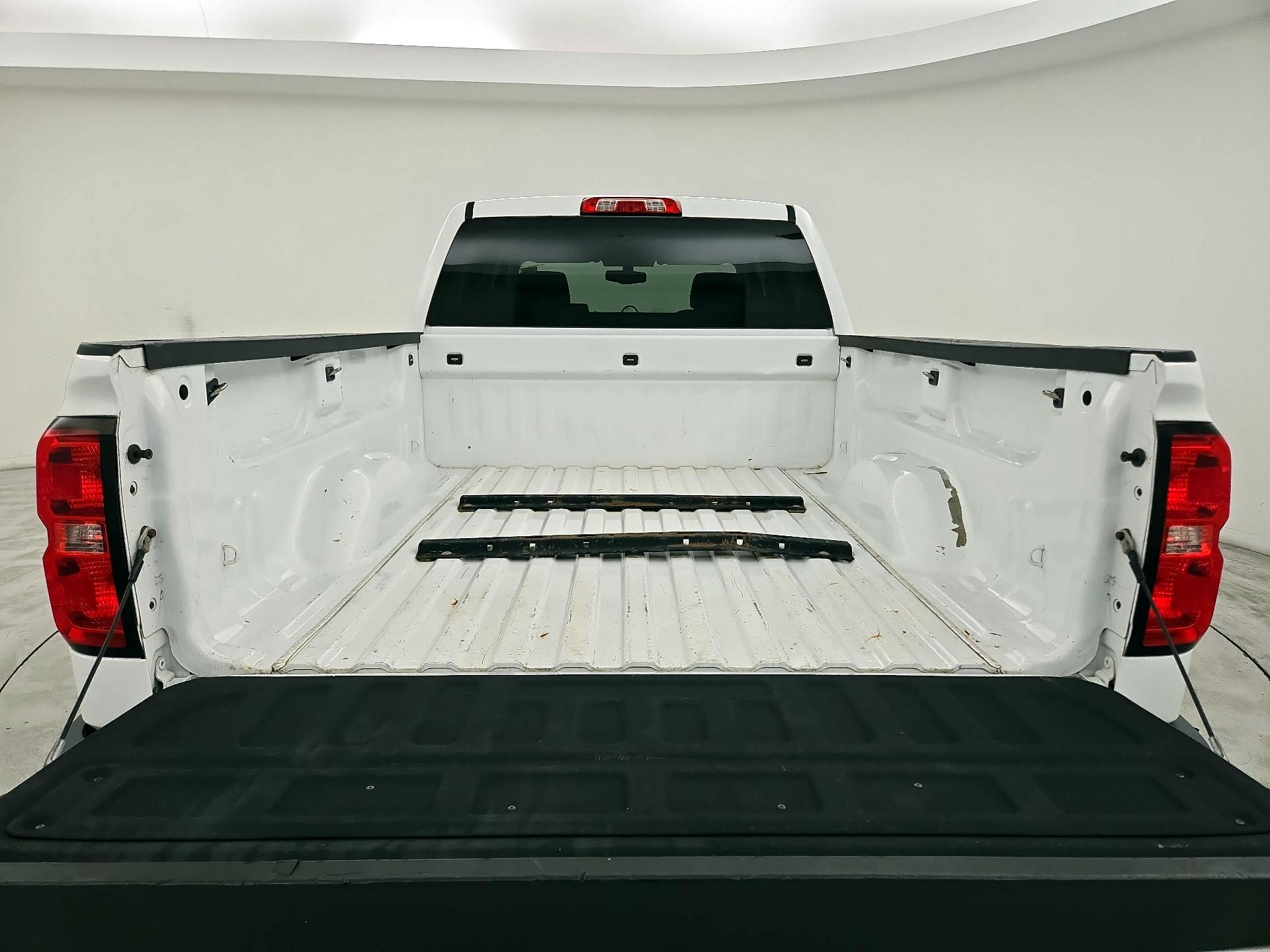 Thumbnail: 2016 Chevrolet Silverado 2500 - 20